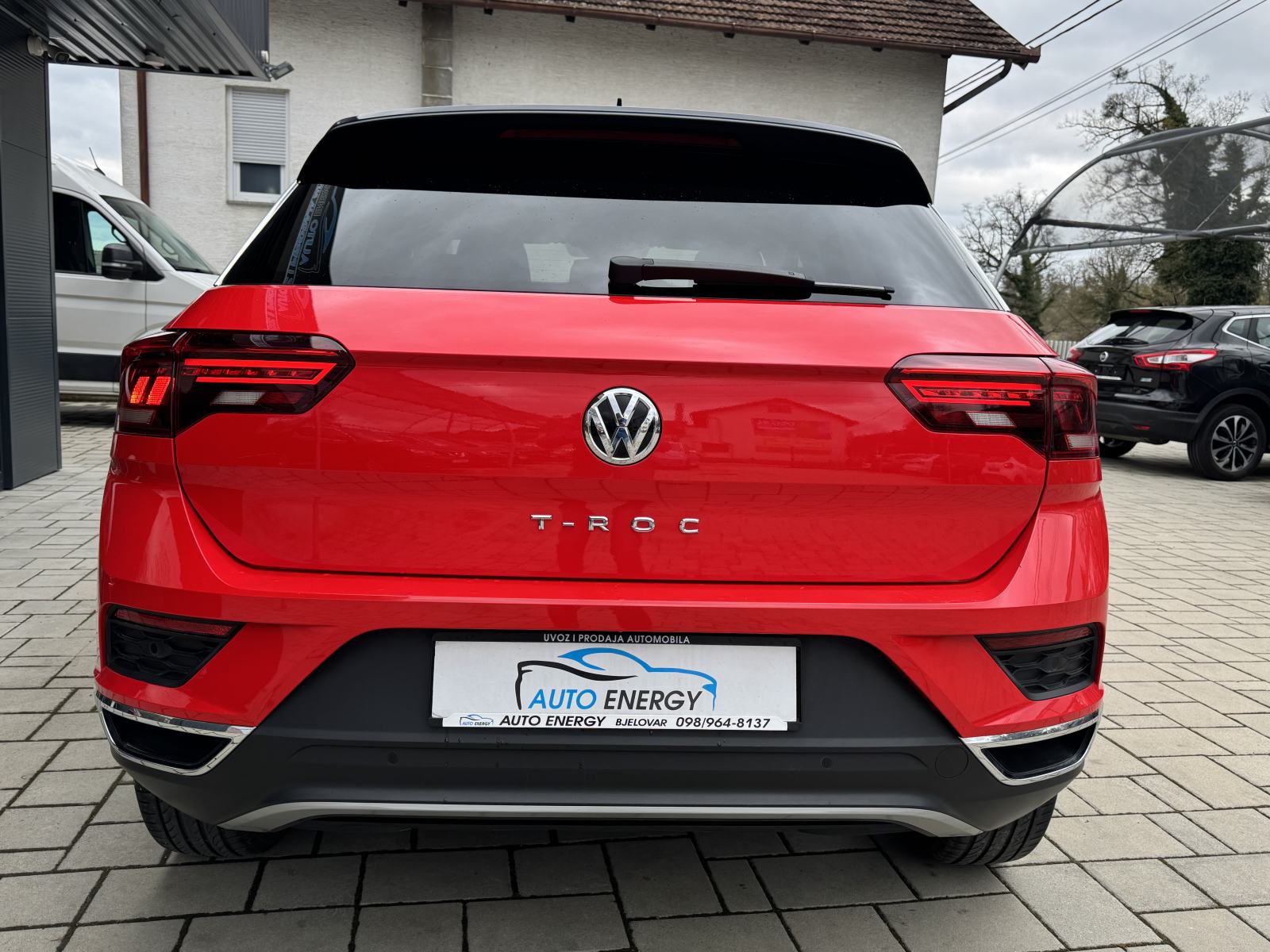 VW T-Roc 1,6 TDI Highline ⭐ Virtual Cockpit, Full LED, Alu 18 ⭐ Servis, fotografija 8