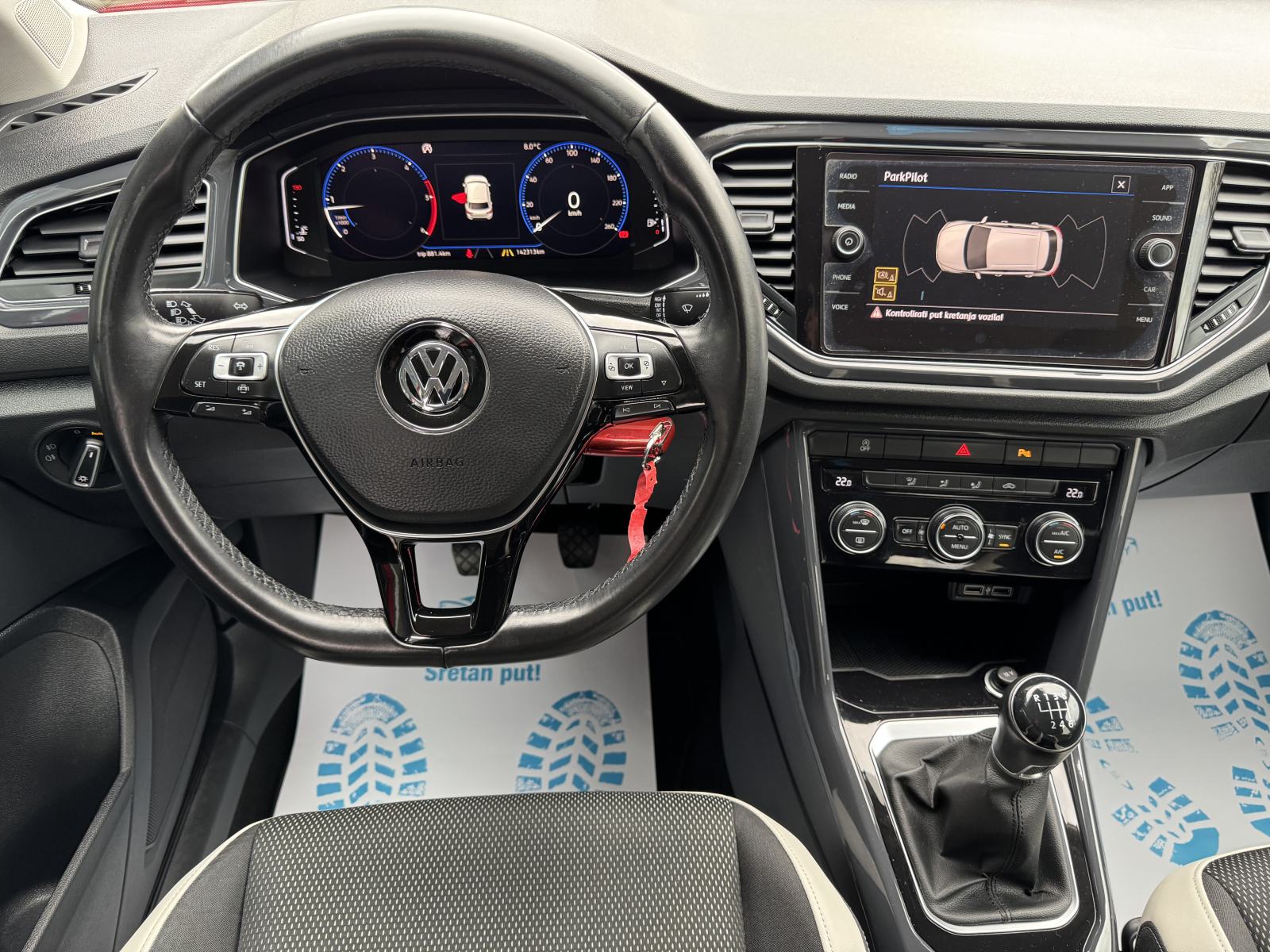 VW T-Roc 1,6 TDI Highline ⭐ Virtual Cockpit, Full LED, Alu 18 ⭐ Servis, fotografija 11