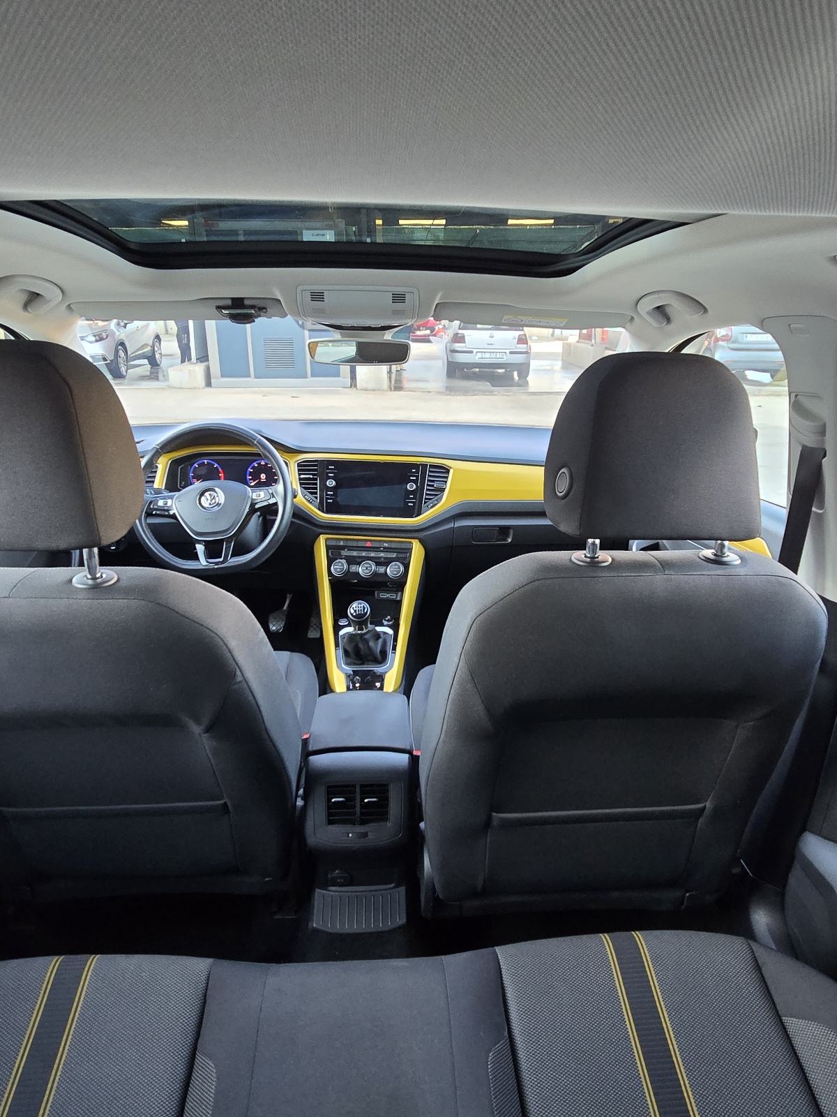 VW T-Roc 1,6 TDI Prvi vlasnik Odlično stanje, fotografija 6