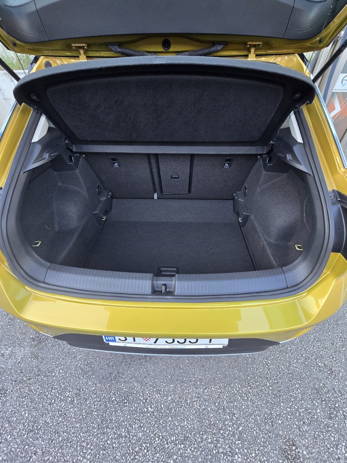VW T-Roc 1,6 TDI Prvi vlasnik Odlično stanje, fotografija 11