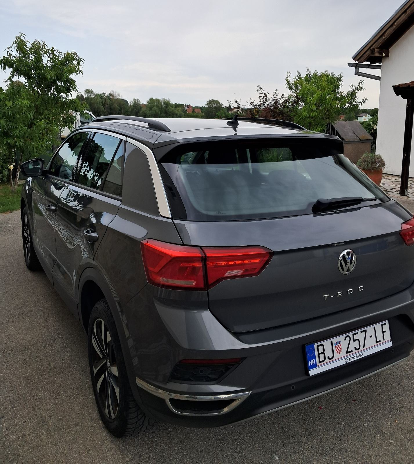 VW T-Roc 1,6 TDI,IQ DRIVE, 149000km,kamera,mrtvi kut pracenja,reg 1g, fotografija 9