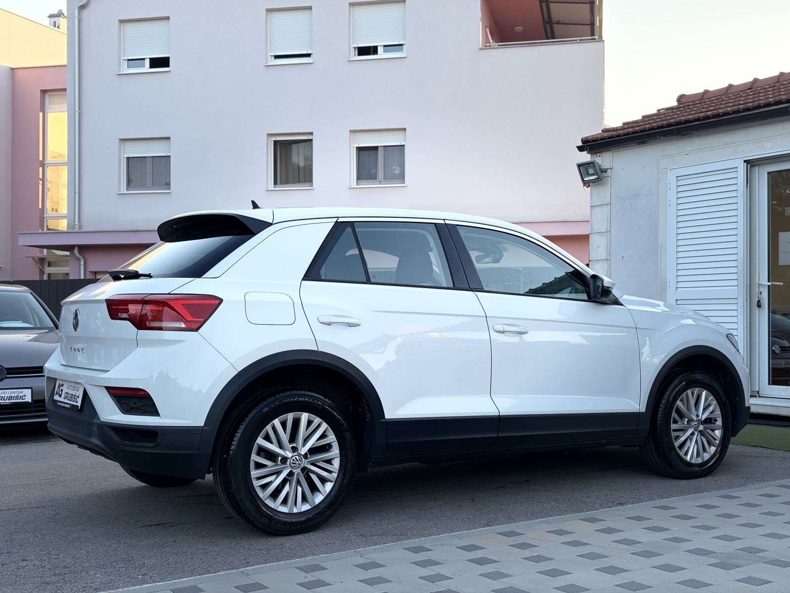 VW T-Roc 1,6 TDI *Veliki servis* *1.vlasnik* *Jamstvo*, fotografija 5