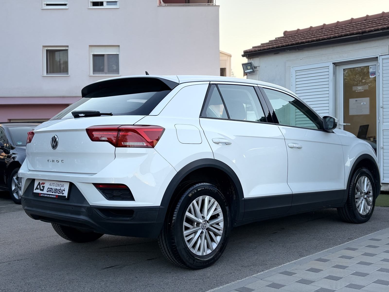 VW T-Roc 1,6 TDI *Veliki servis* *1.vlasnik* *Jamstvo*, fotografija 9