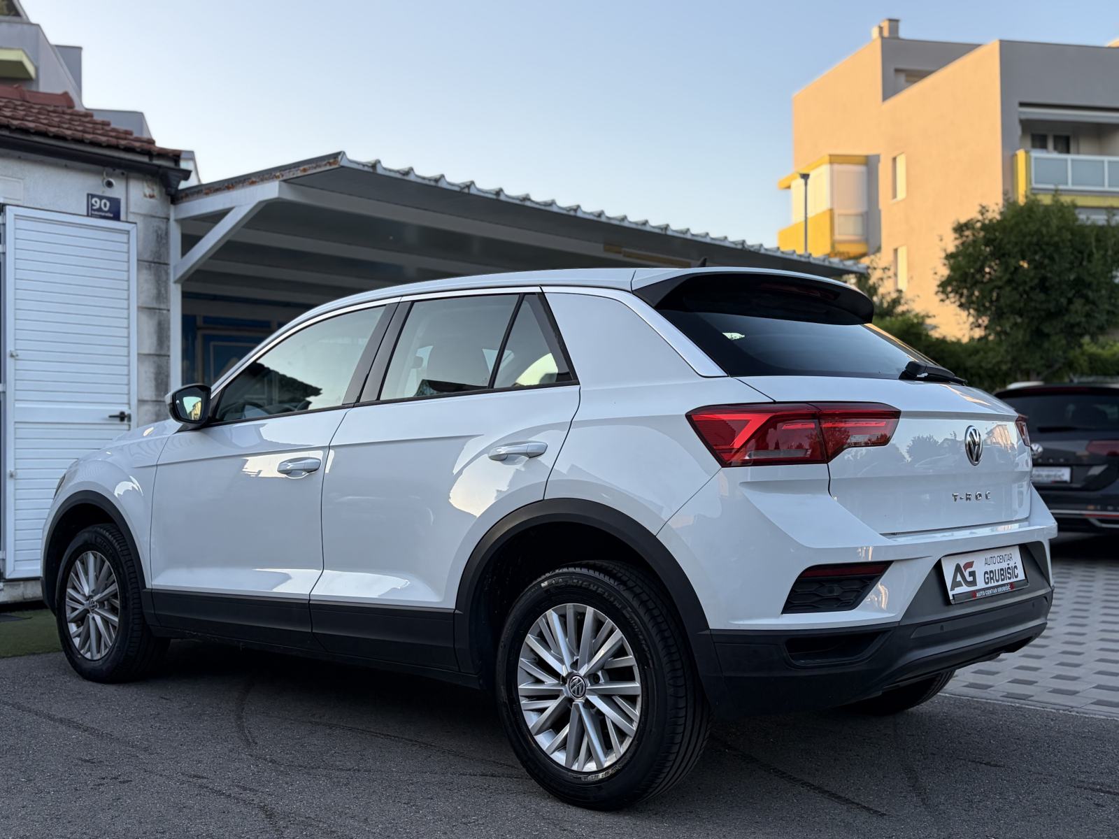 VW T-Roc 1,6 TDI *Veliki servis* *1.vlasnik* *Jamstvo*, fotografija 8