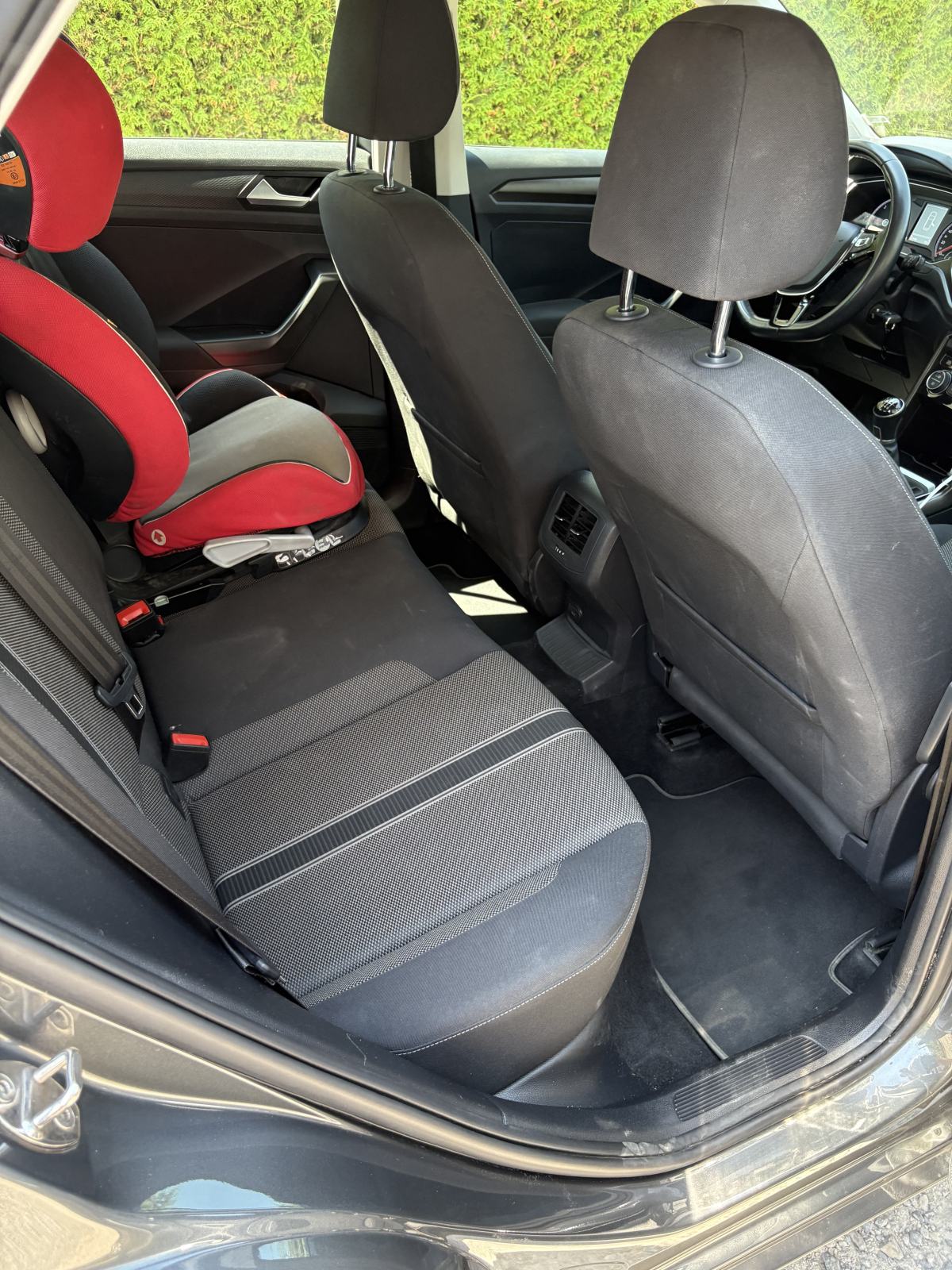 VW T-Roc 1,6 TDI, fotografija 12