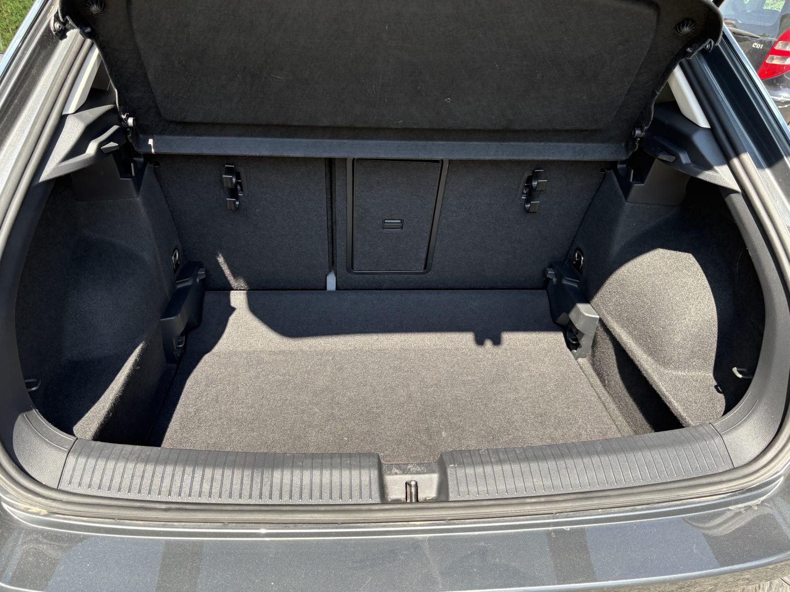 VW T-Roc 1,6 TDI, fotografija 9