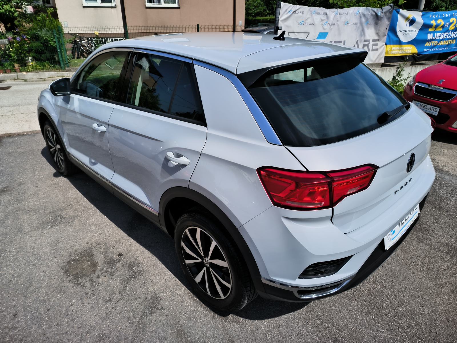 VW T-Roc 1,6 TDI STYLE, LED, JAMSTVO, SERVISNA, REG. 1 GODINU, fotografija 6