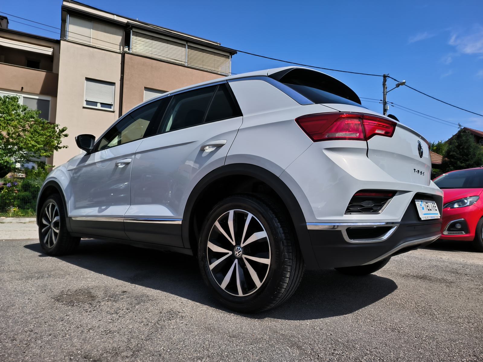 VW T-Roc 1,6 TDI STYLE, LED, JAMSTVO, SERVISNA, REG. 1 GODINU, fotografija 7