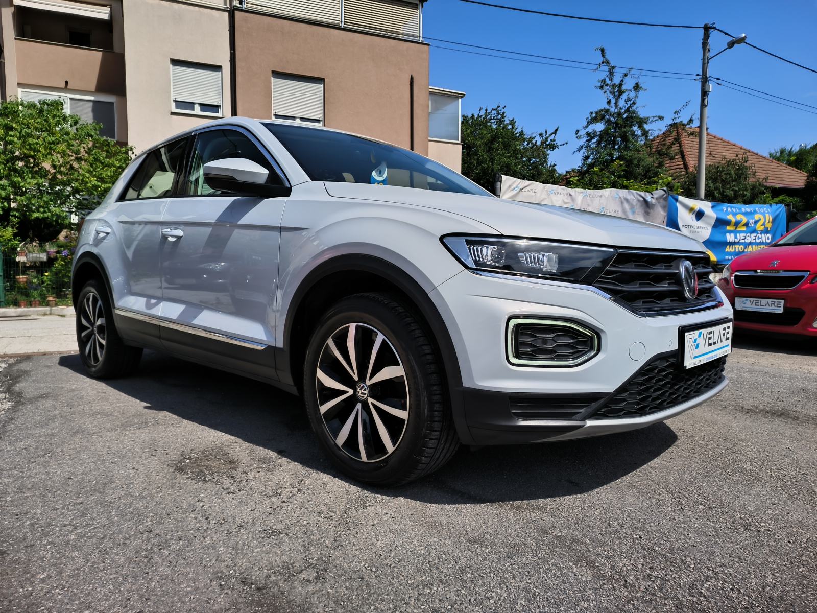 VW T-Roc 1,6 TDI STYLE, LED, JAMSTVO, SERVISNA, REG. 1 GODINU, fotografija 2