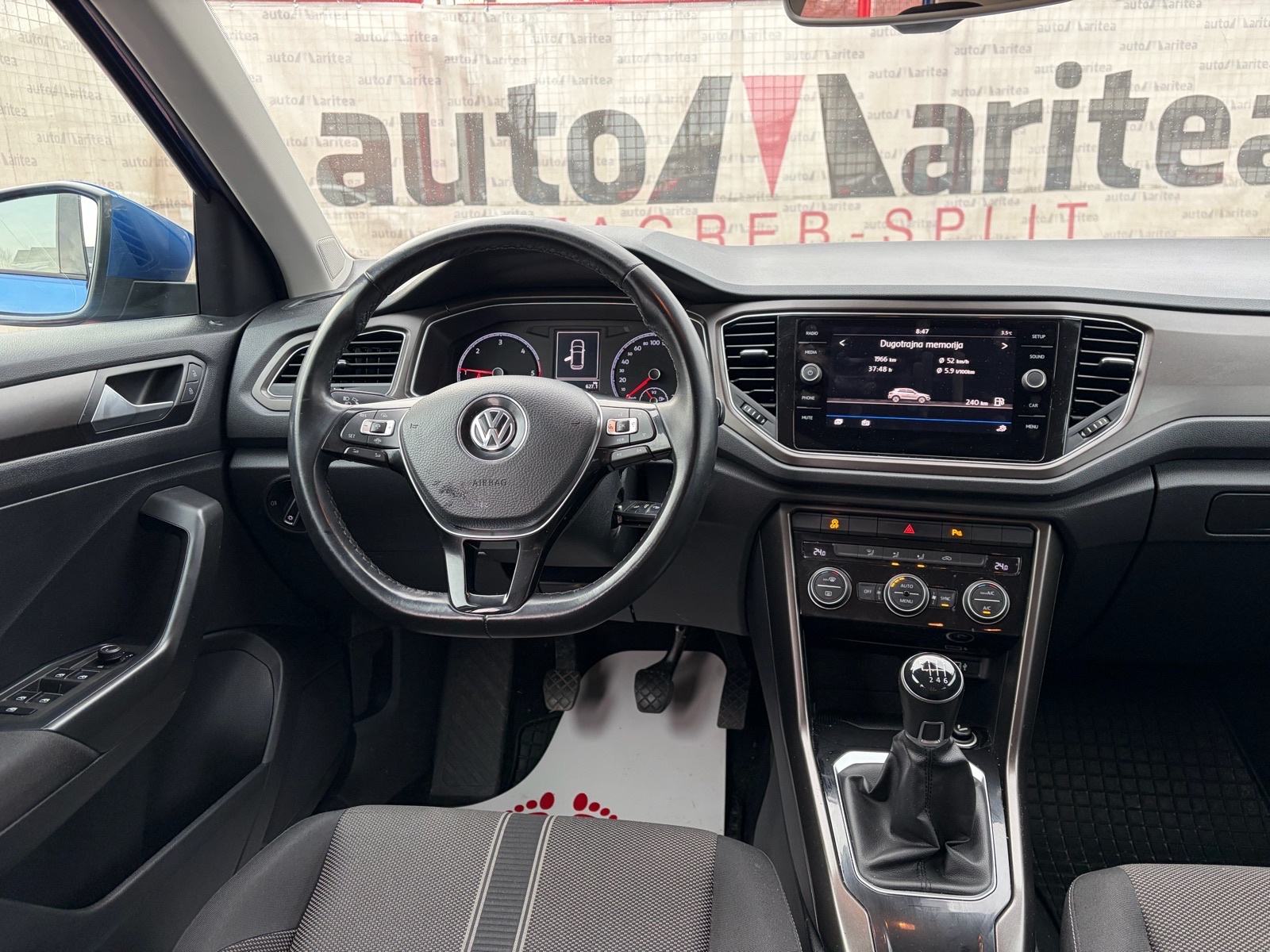 VW T-Roc 1.6 TDI Style•Matrix•Led•Jamstvo•18", fotografija 12