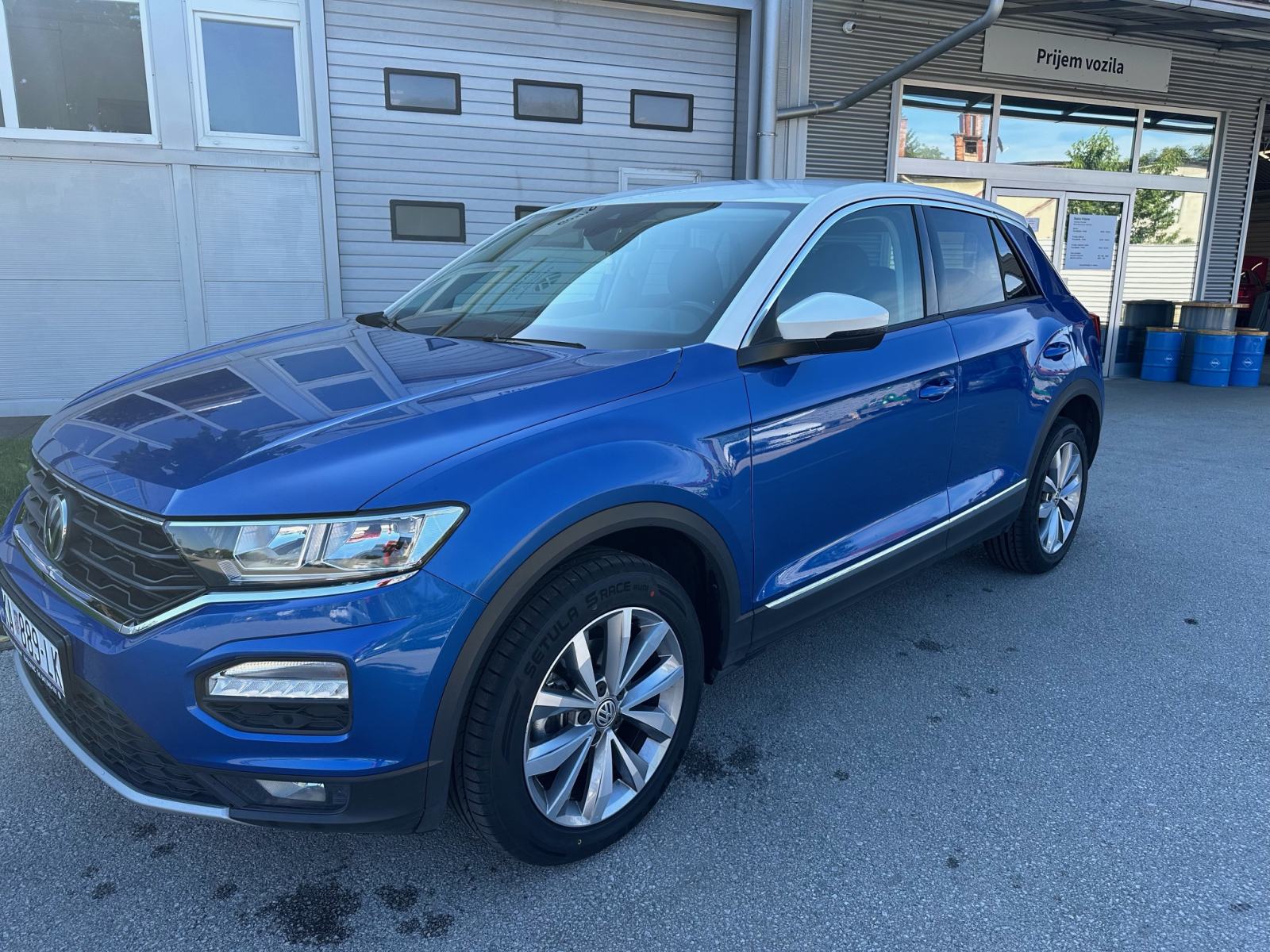 VW T-Roc 1,6 TDI Style, fotografija 2