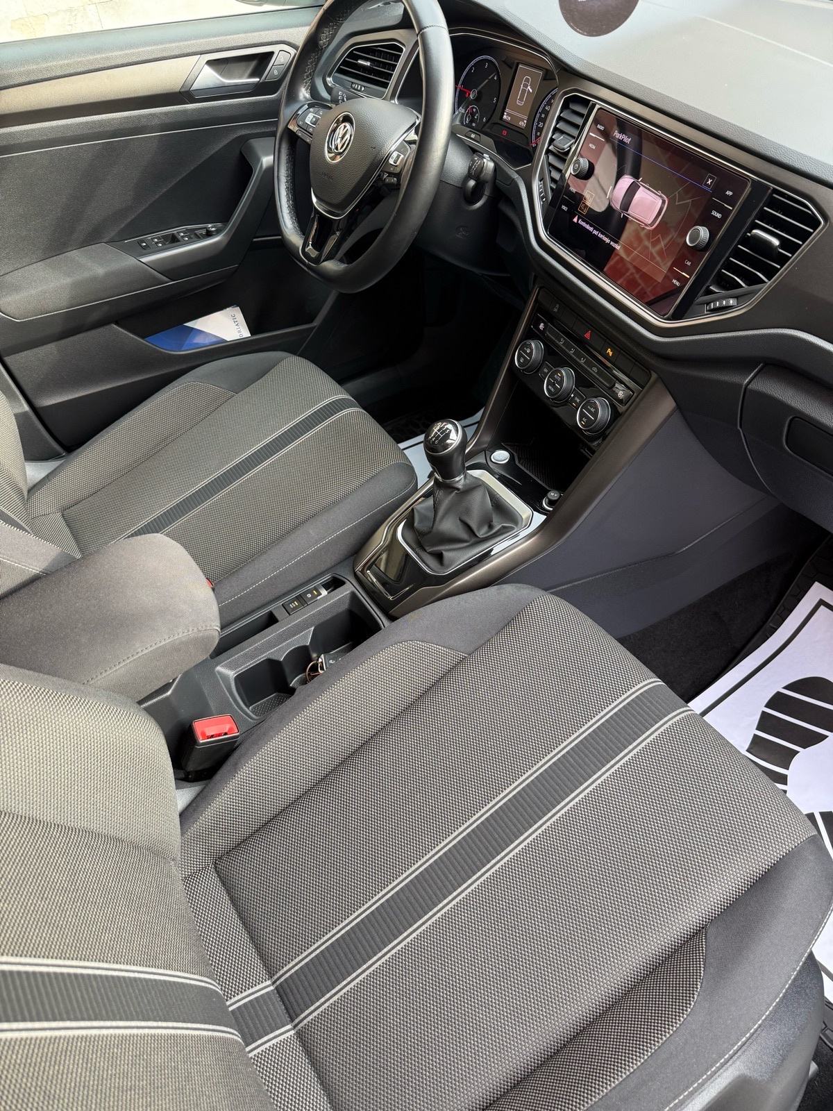 VW T-Roc 1,6 TDI style, fotografija 10