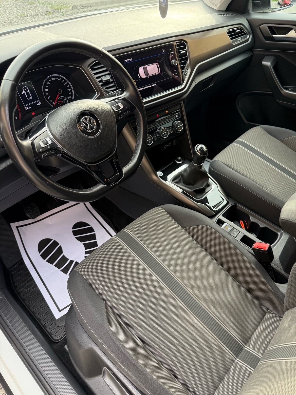 VW T-Roc 1,6 TDI style, fotografija 13