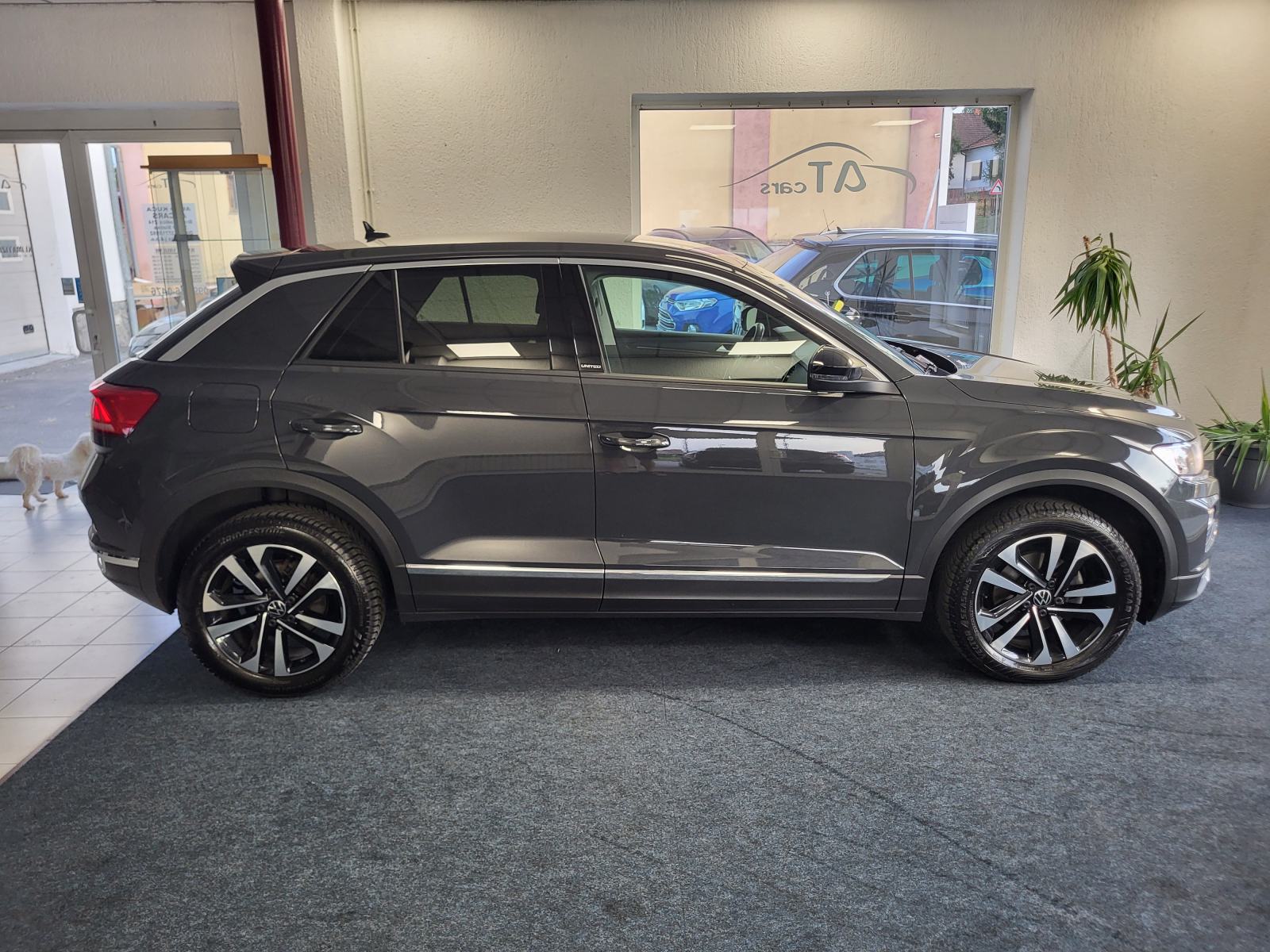 VW T-ROC 1.6 TDI UNITED DVOJNA KLIMA NAVI LANE/FRONT ASSIST AMBI LIGHT, fotografija 6