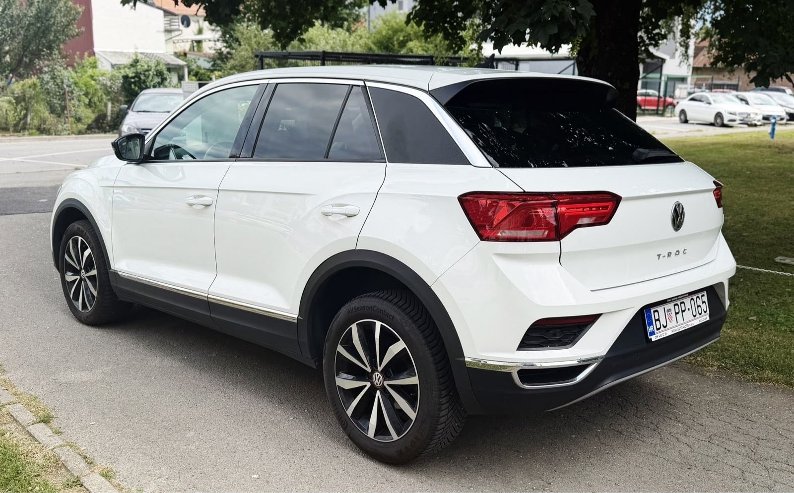 VW T-Roc 1.6Tdi * BEATSAUDIO * 1.vl - Virtual - Gr sjedala - Leasing, fotografija 5