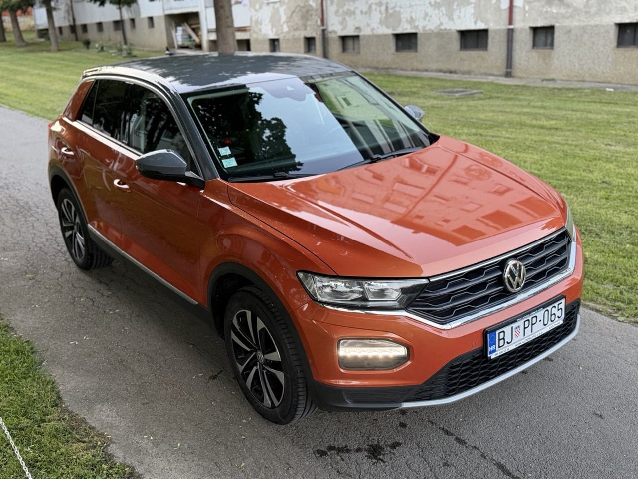 VW T-Roc 1,6Tdi iQ - 1.vl - Servisna knjiga - Virtual - Garancija, fotografija 3
