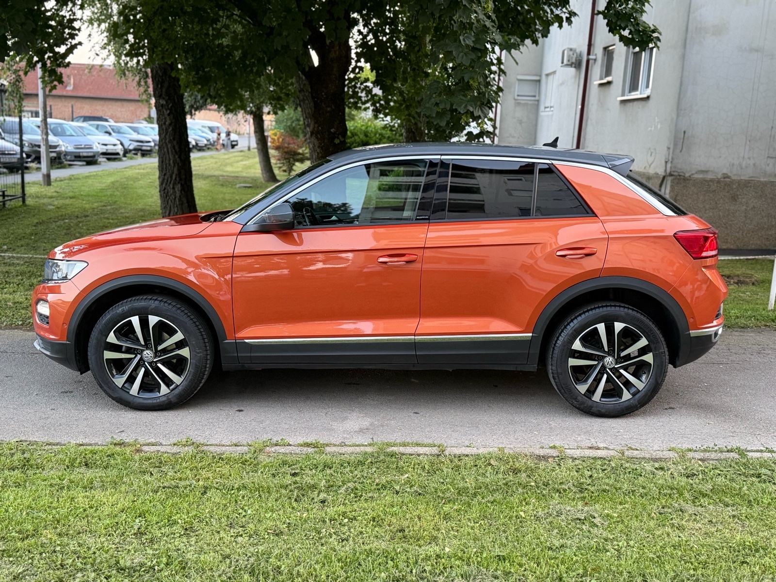 VW T-Roc 1,6Tdi iQ - 1.vl - Servisna knjiga - Virtual - Garancija, fotografija 4