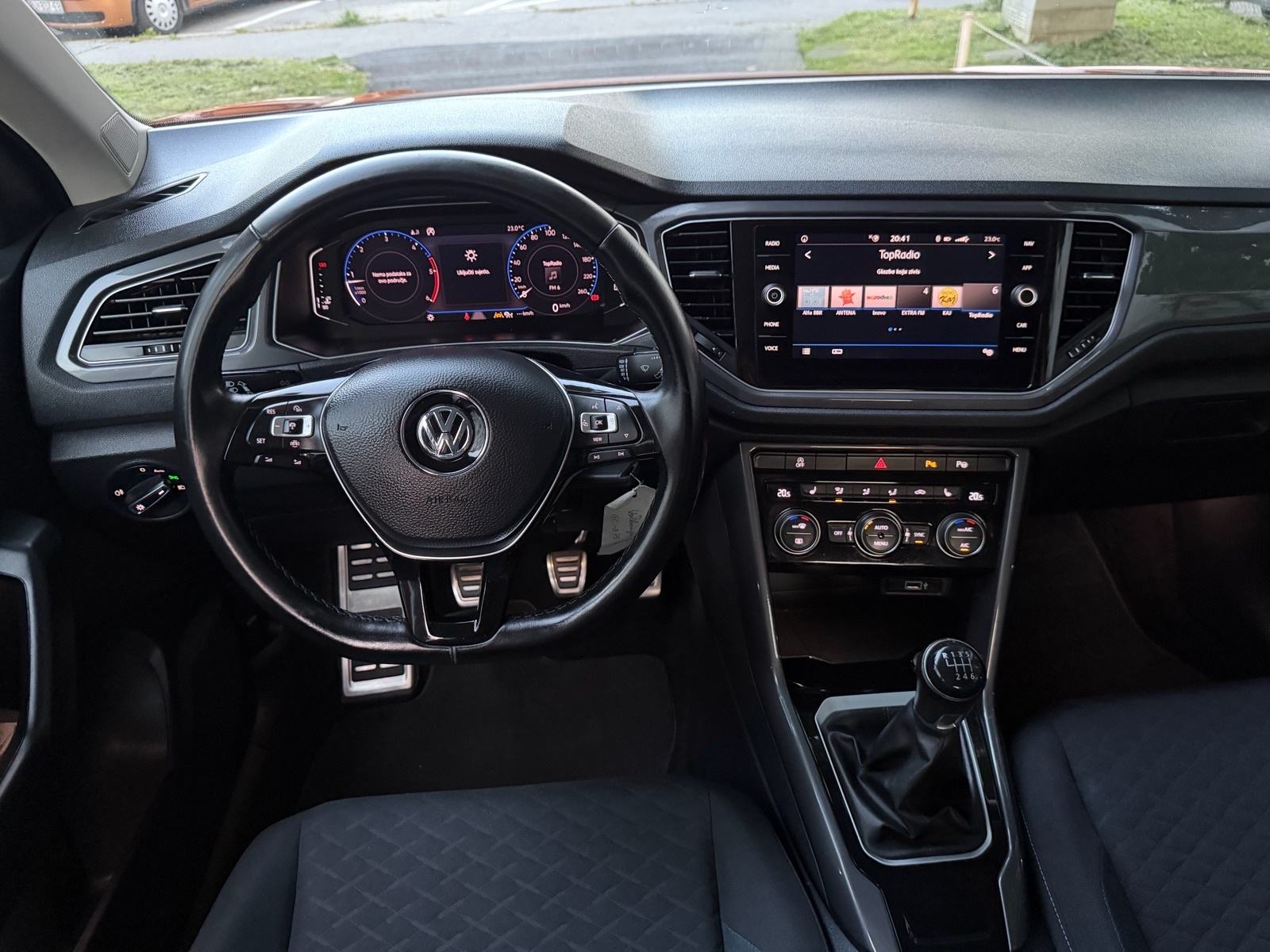 VW T-Roc 1,6Tdi iQ - 1.vl - Servisna knjiga - Virtual - Garancija, fotografija 9