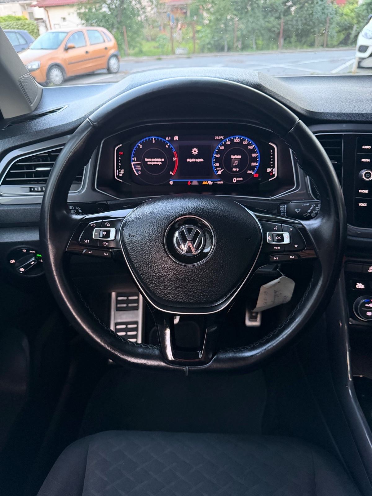 VW T-Roc 1,6Tdi iQ - 1.vl - Servisna knjiga - Virtual - Garancija, fotografija 11