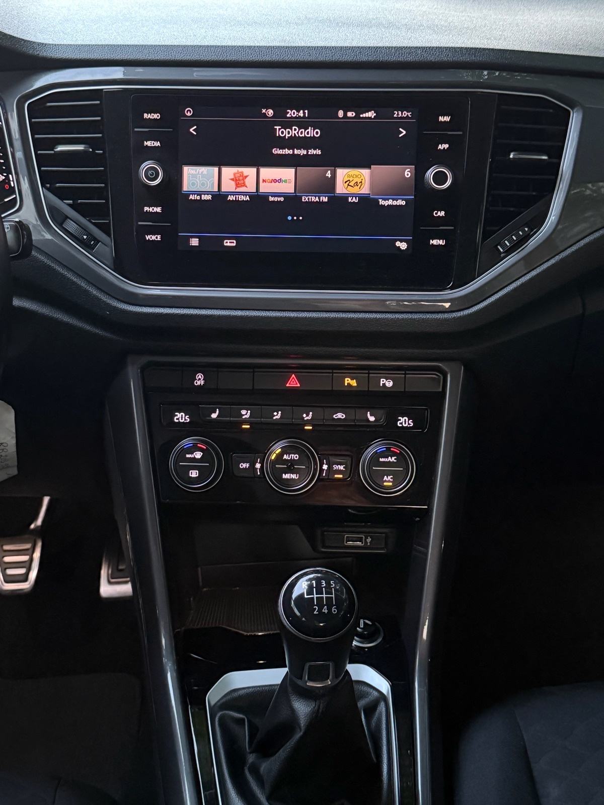 VW T-Roc 1,6Tdi iQ - 1.vl - Servisna knjiga - Virtual - Garancija, fotografija 14