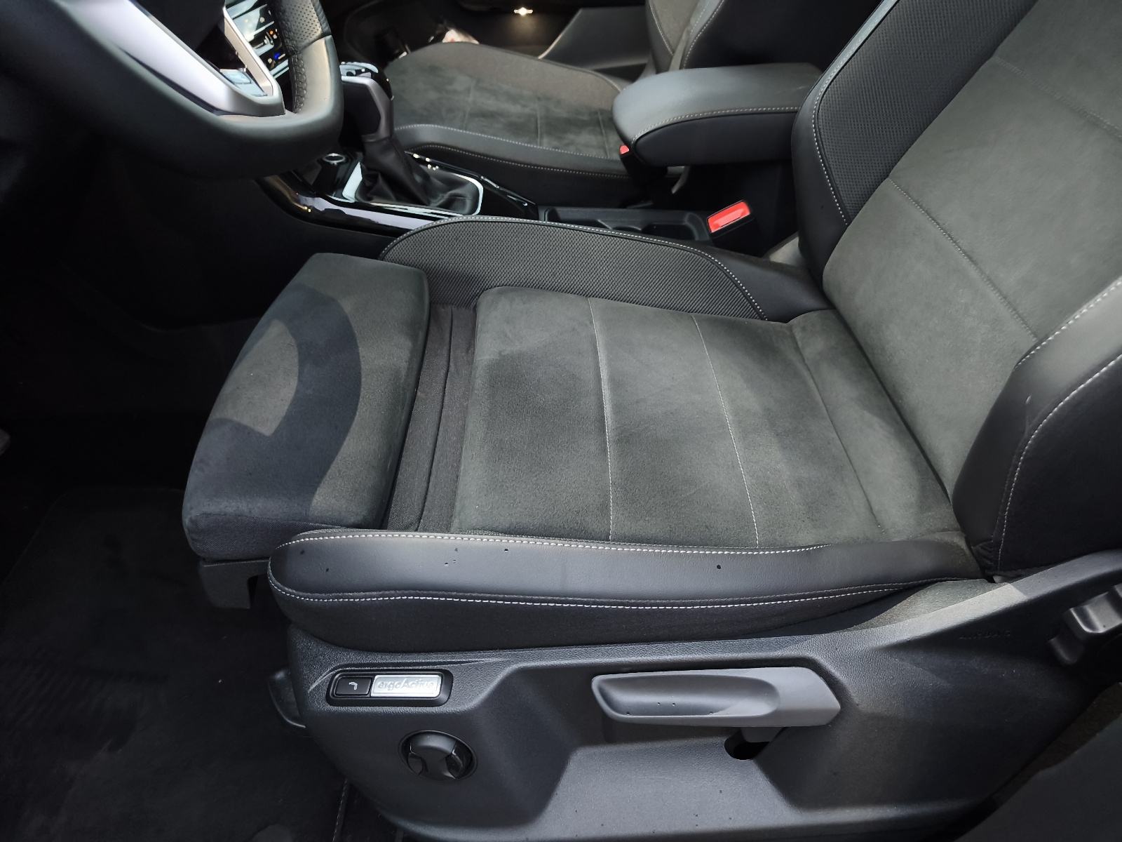 VW T-Roc 2,0 TDI 150 KS automatik Rline BLACK STYLE, Matrix, fotografija 10