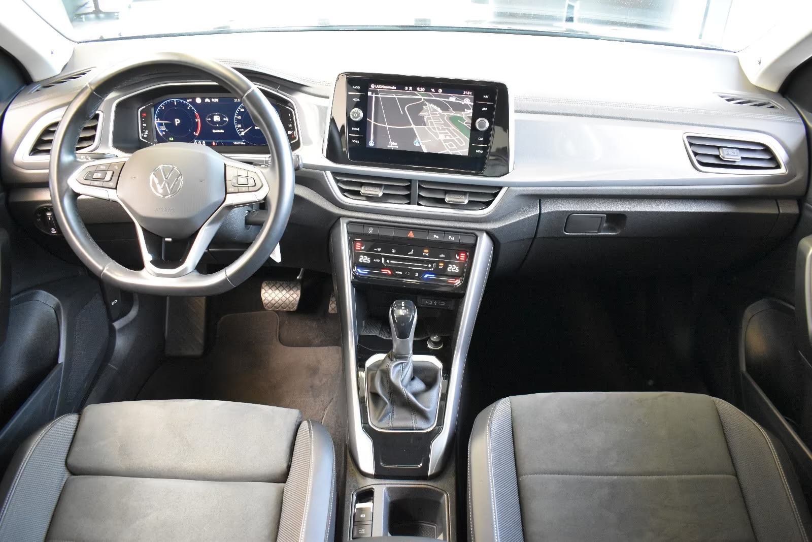 VW T-Roc 2,0 automatik, fotografija 6