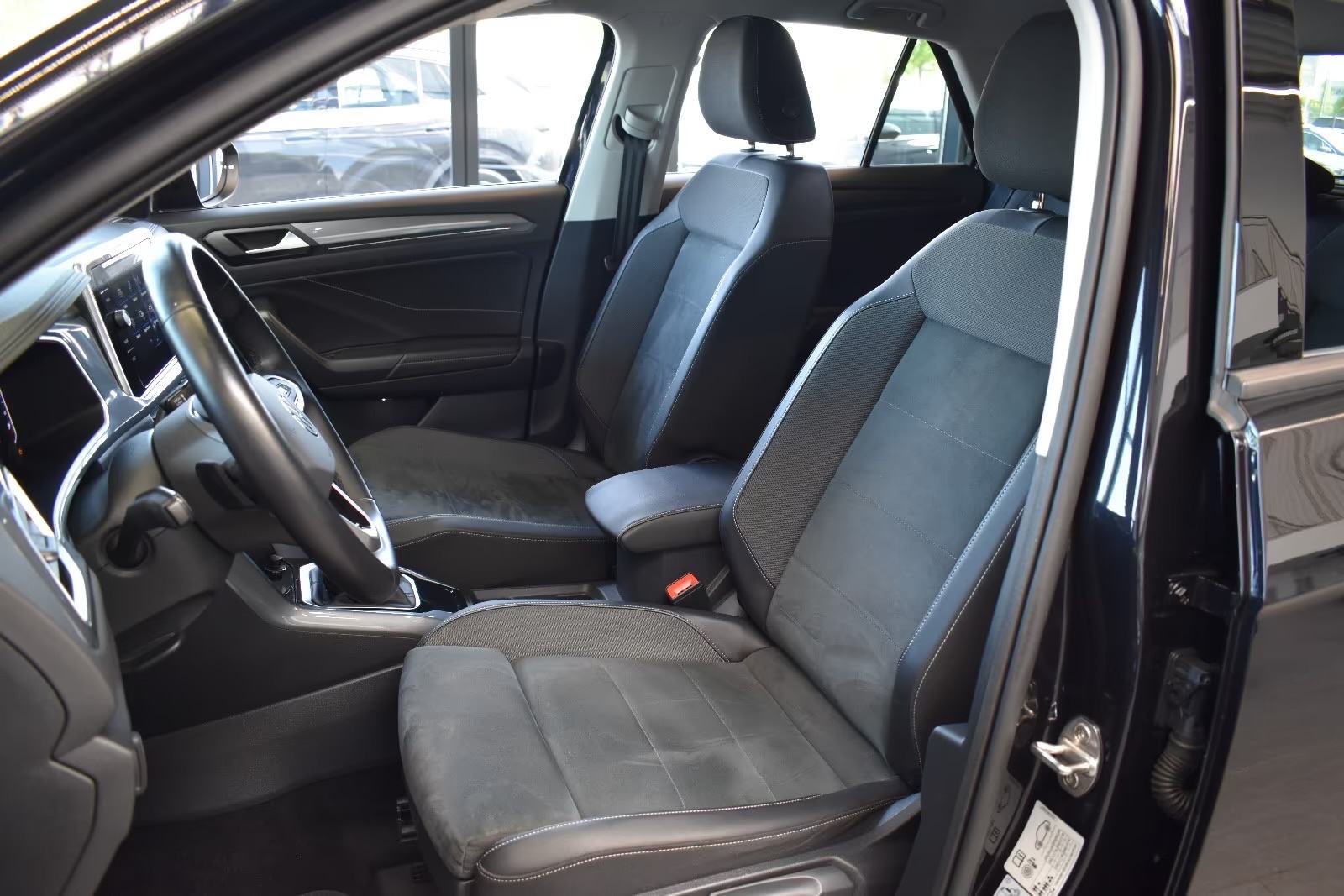 VW T-Roc 2,0 automatik, fotografija 7
