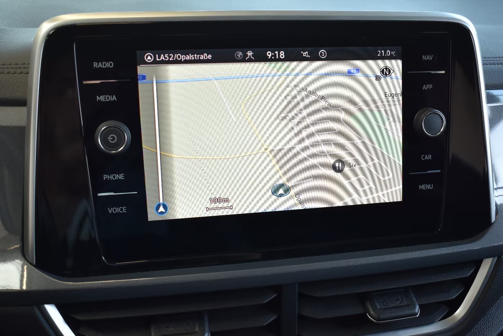 VW T-Roc 2,0 automatik, fotografija 12