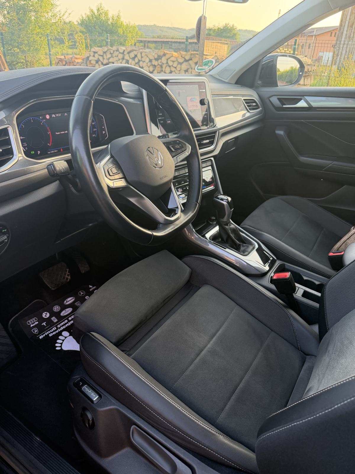 VW T-Roc 2,0 automatik 110kw, fotografija 3