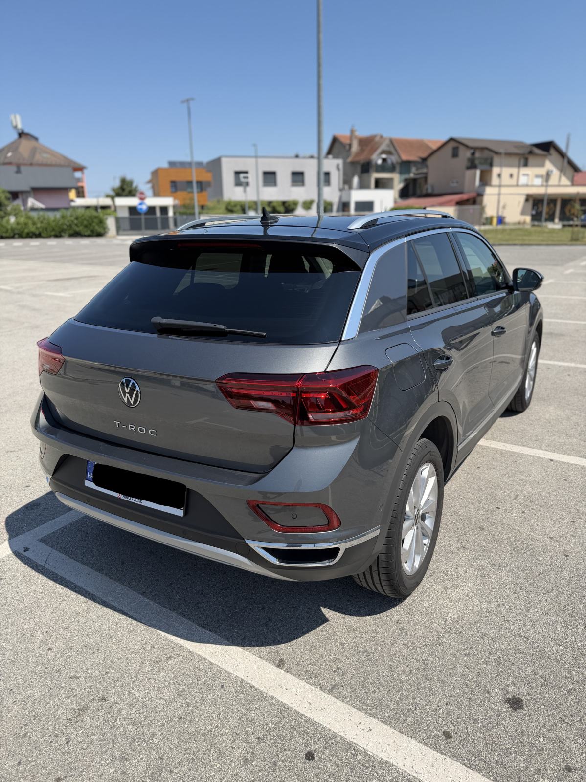 VW T-Roc 2.0 DSG Style, Keyless, CarPlay, LED, Jamstvo, Reg 05/2027, fotografija 2