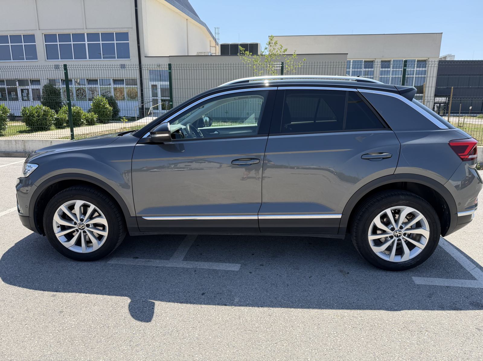 VW T-Roc 2.0 DSG Style, Keyless, CarPlay, LED, Jamstvo, Reg 05/2027, fotografija 5