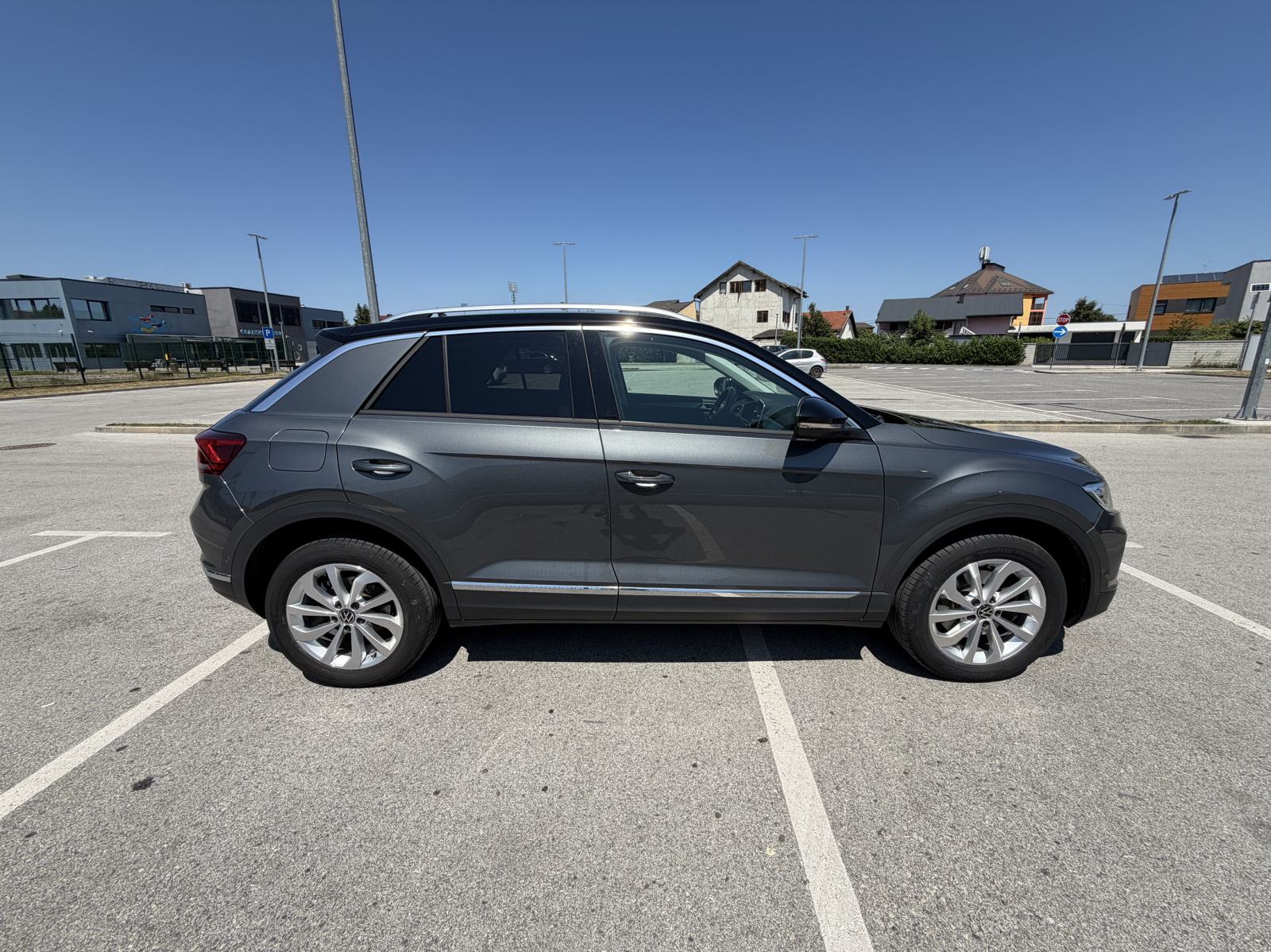 VW T-Roc 2.0 DSG Style, Keyless, CarPlay, LED, Jamstvo, Reg 05/2027, fotografija 6