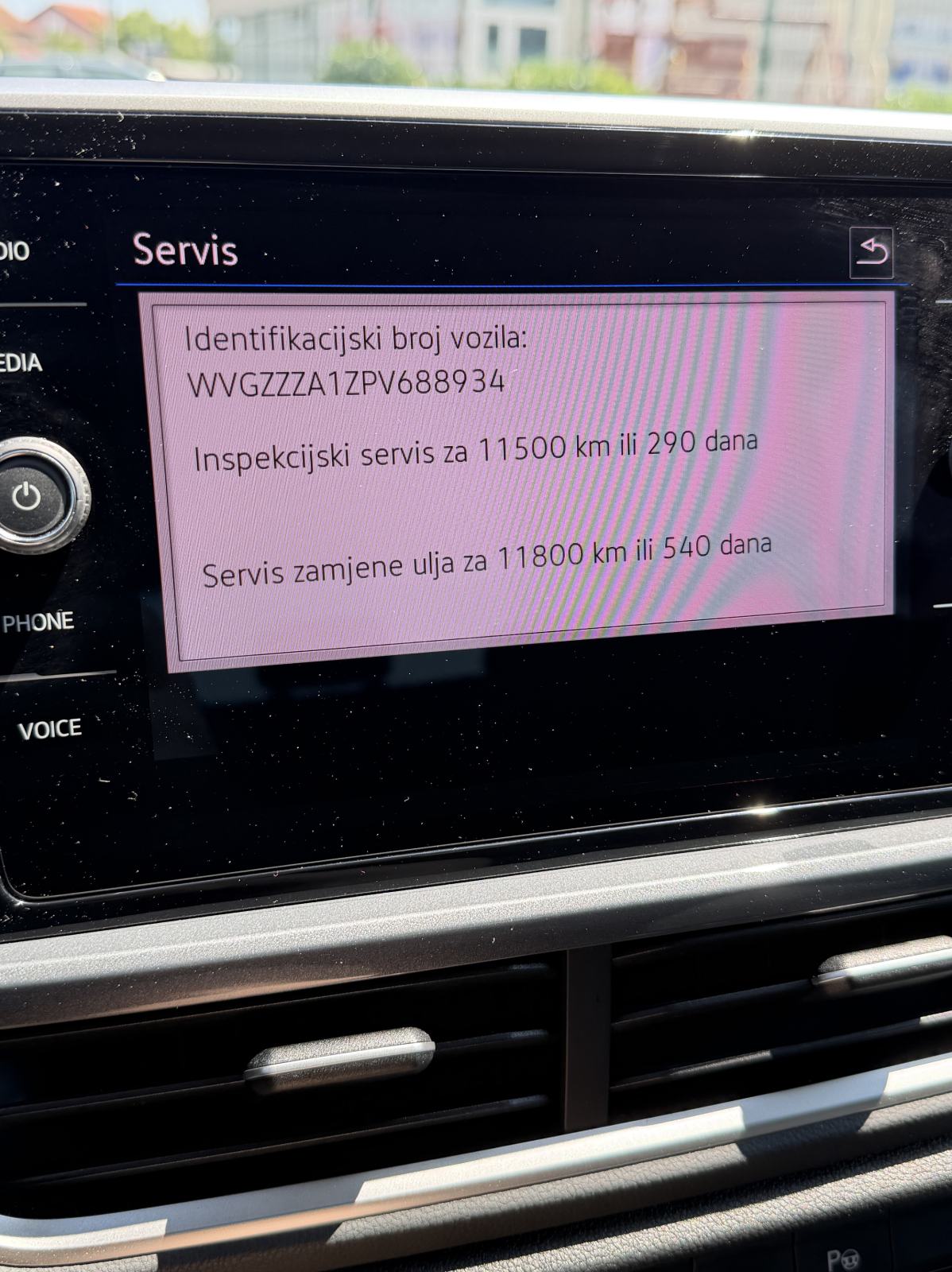 VW T-Roc 2.0 DSG Style, Keyless, CarPlay, LED, Jamstvo, Reg 05/2027, fotografija 12