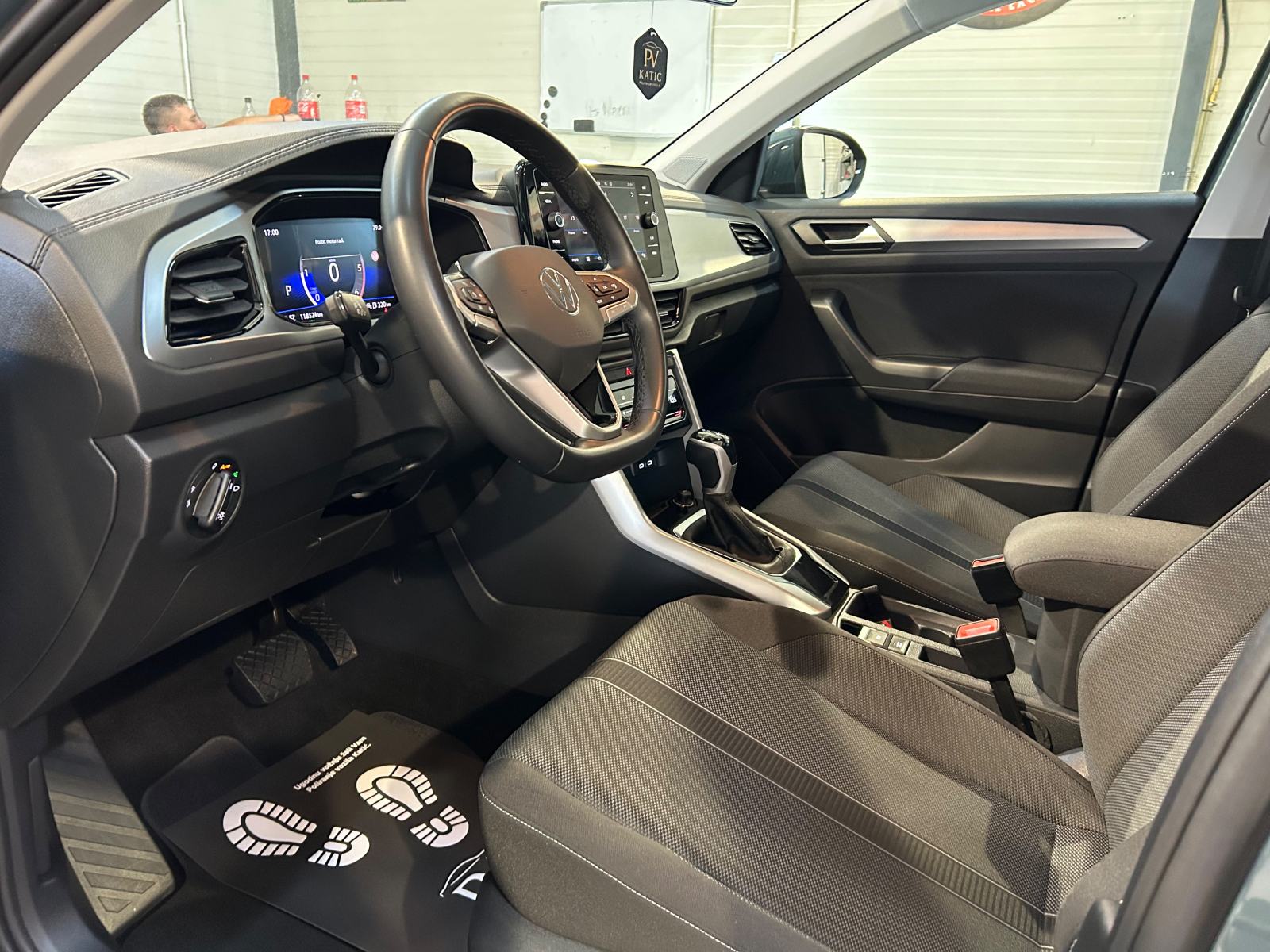 VW T-ROC 2,0 TDI 150 KS LED VIRTUAL KAMERA PDC U PDV-U 12 MJ JAMSTVO, fotografija 8