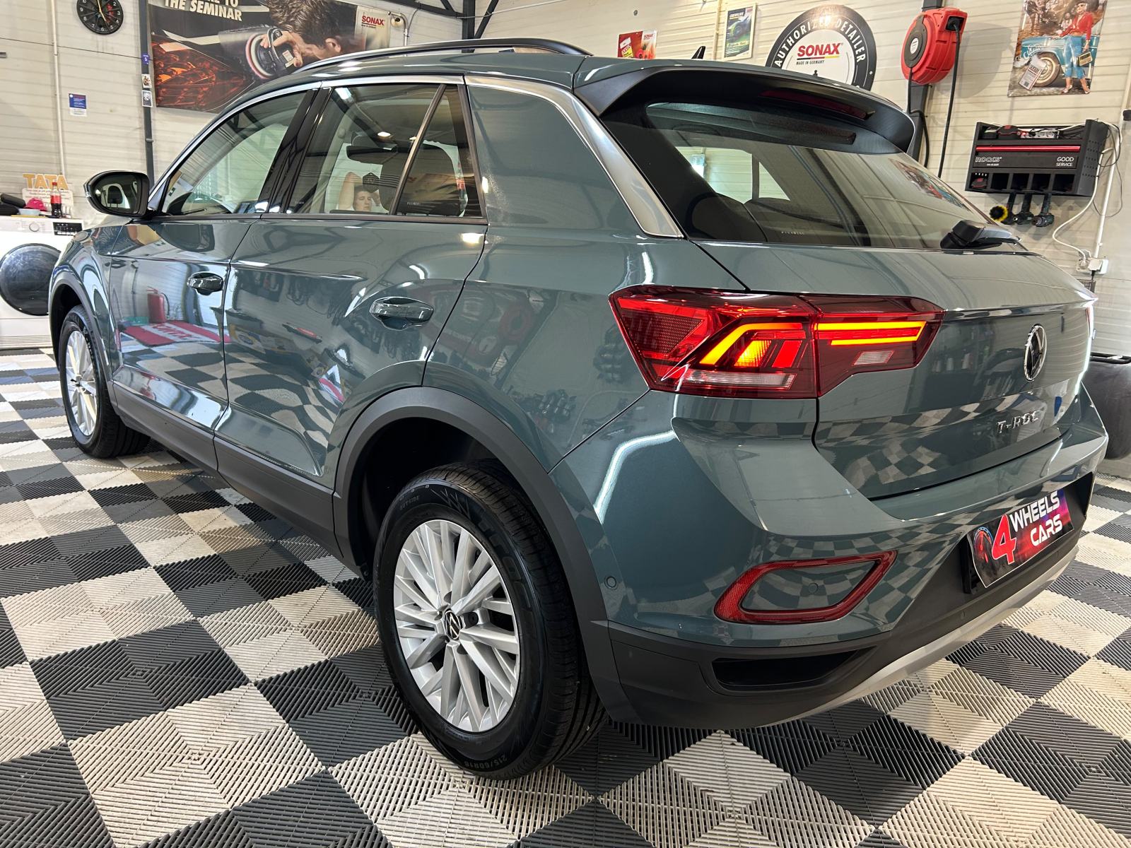 VW T-ROC 2,0 TDI 150 KS LED VIRTUAL KAMERA PDC U PDV-U 12 MJ JAMSTVO, fotografija 5