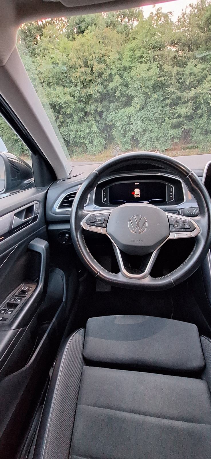 VW T-Roc 2,0 tdi 2022 Style IQ lights velik servis, fotografija 12