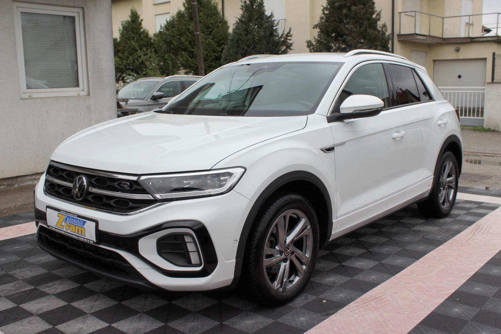 VW T-Roc 2.0 TDI, 3x R-LINE, LED, ALU 17", NAVI, VIRTUAL, GARANCIJA., fotografija 3