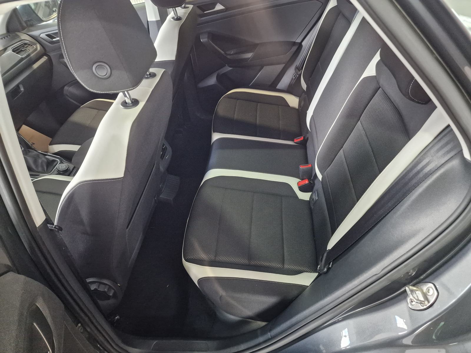 VW T-Roc 2,0 TDI 4-MOTION, fotografija 11