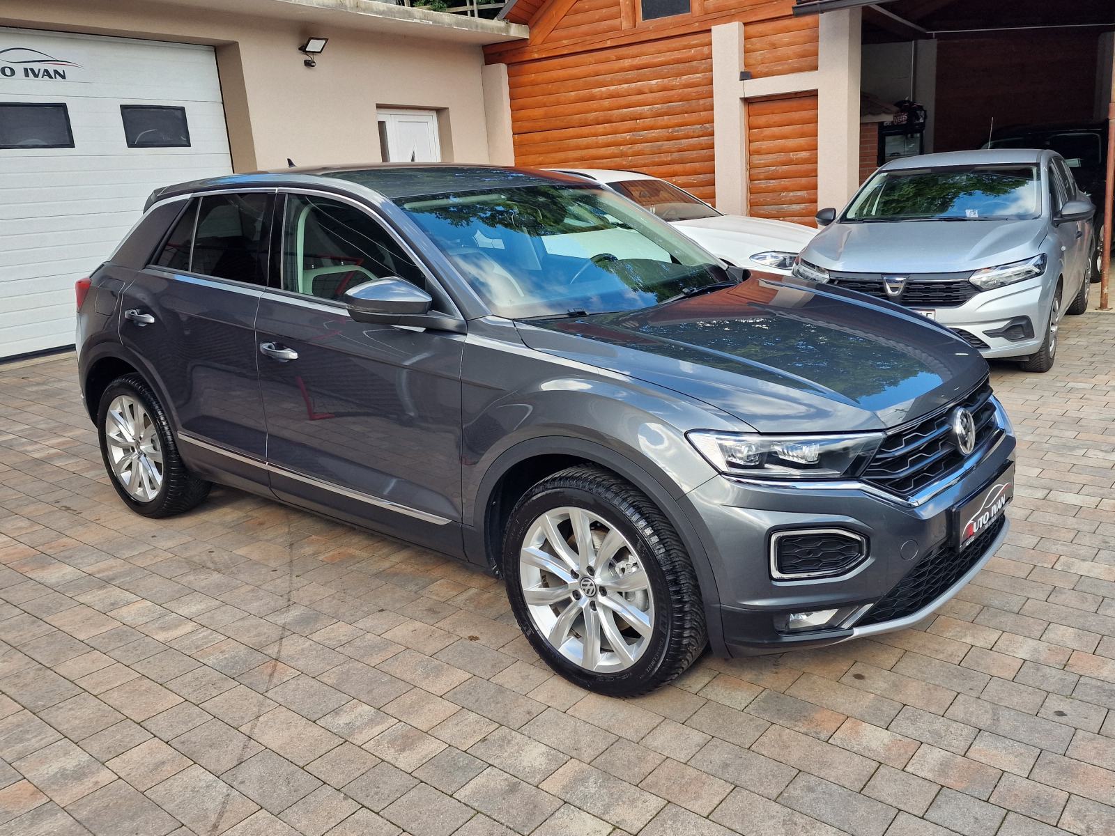 VW T-Roc 2,0 TDI 4-MOTION, fotografija 4