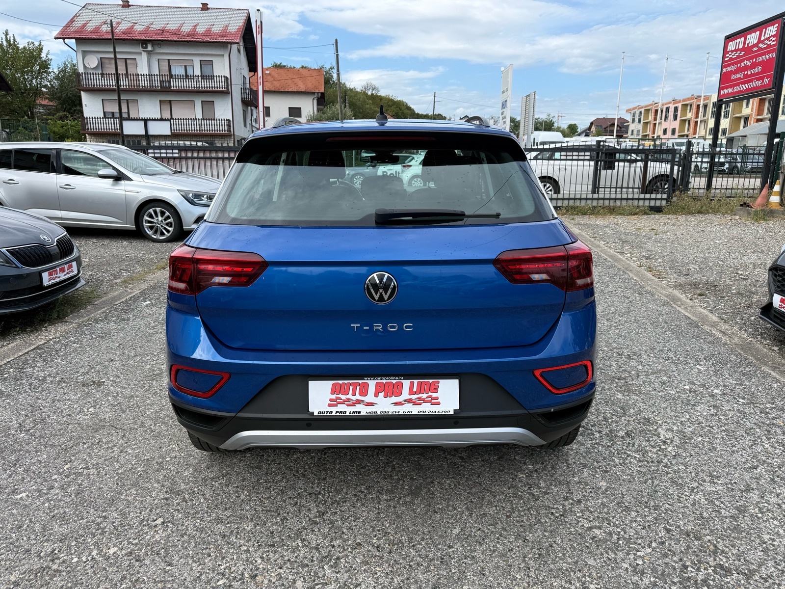 VW T-Roc 2,0 TDI - 6 brzina, 2023.godina, 1.Vlasnik, Garancija!!, fotografija 3