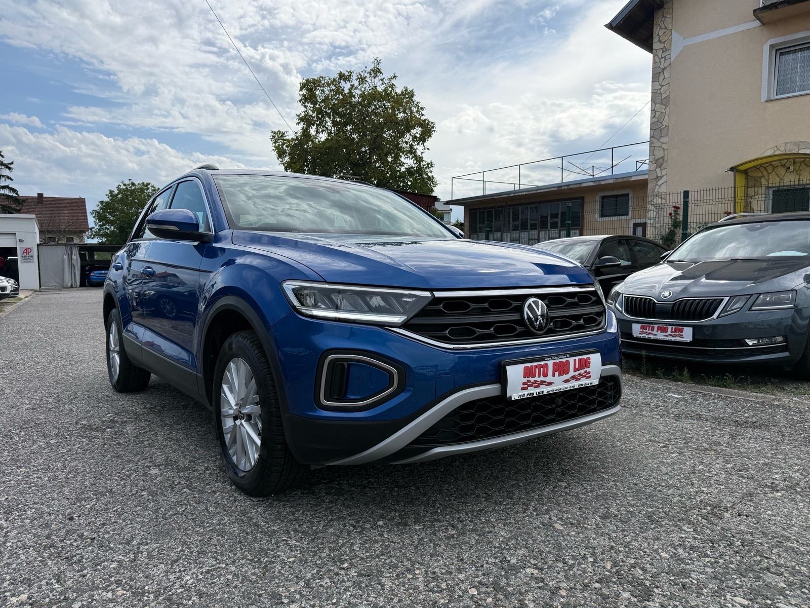 VW T-Roc 2,0 TDI - 6 brzina, 2023.godina, 1.Vlasnik, Garancija!!, fotografija 6