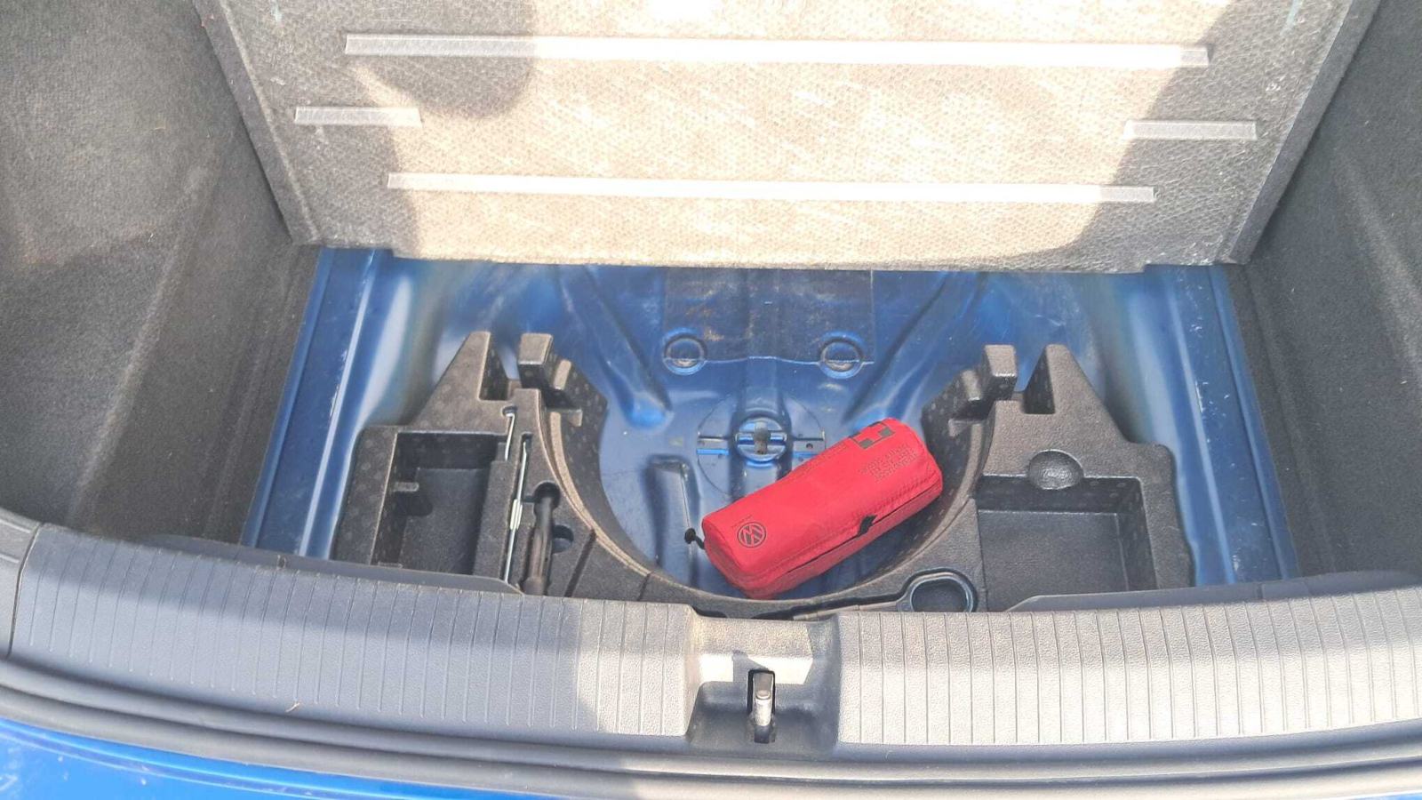 VW T-Roc 2.0 TDI. DSG, 150 PS, SPORT, ambientalno osvjet,, fotografija 16