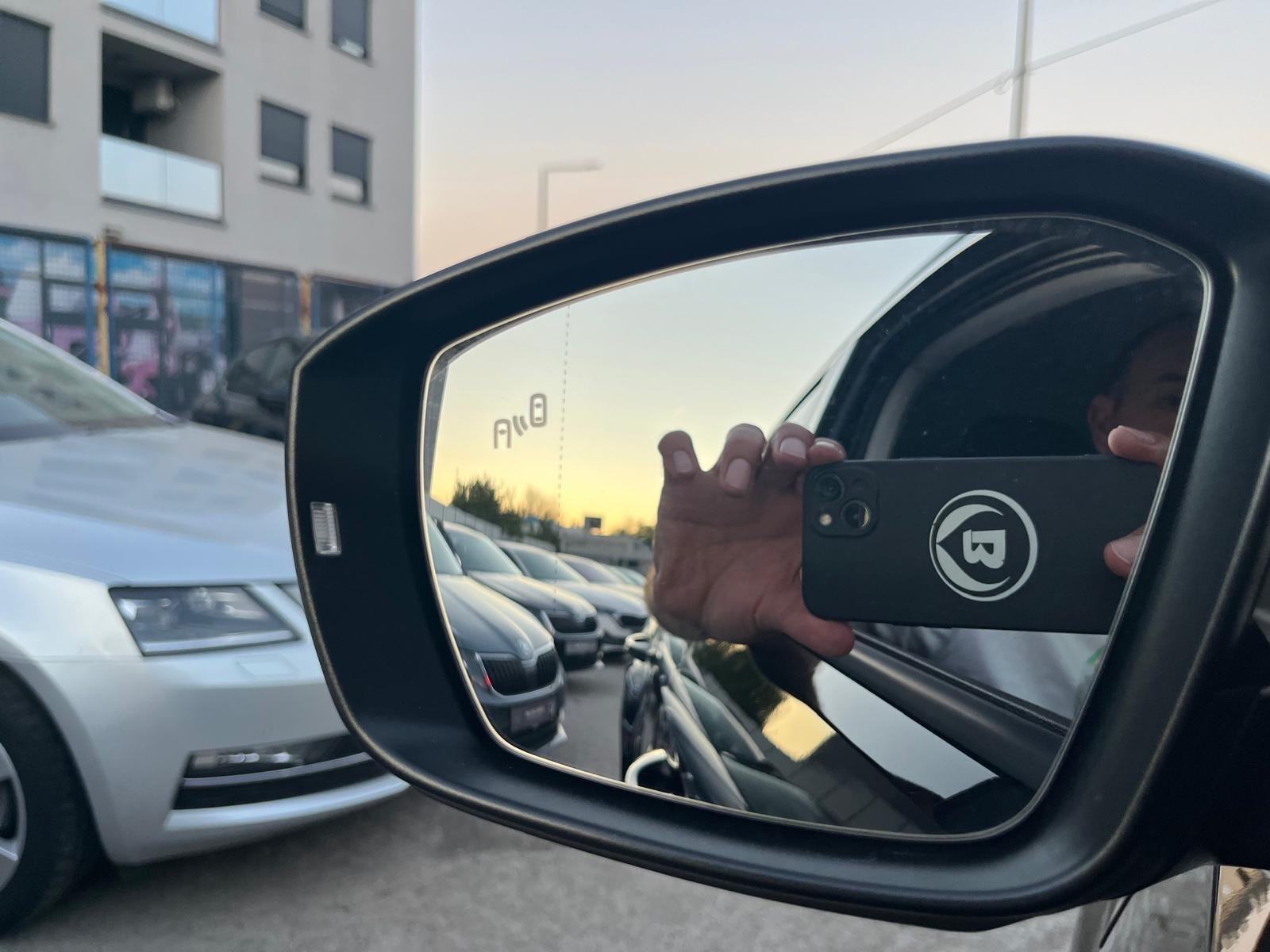 VW T-Roc 2,0 TDI DSG 150KS NAVI,LED,KAM 1VL Nije uvoz Jamstvo 1G, fotografija 8