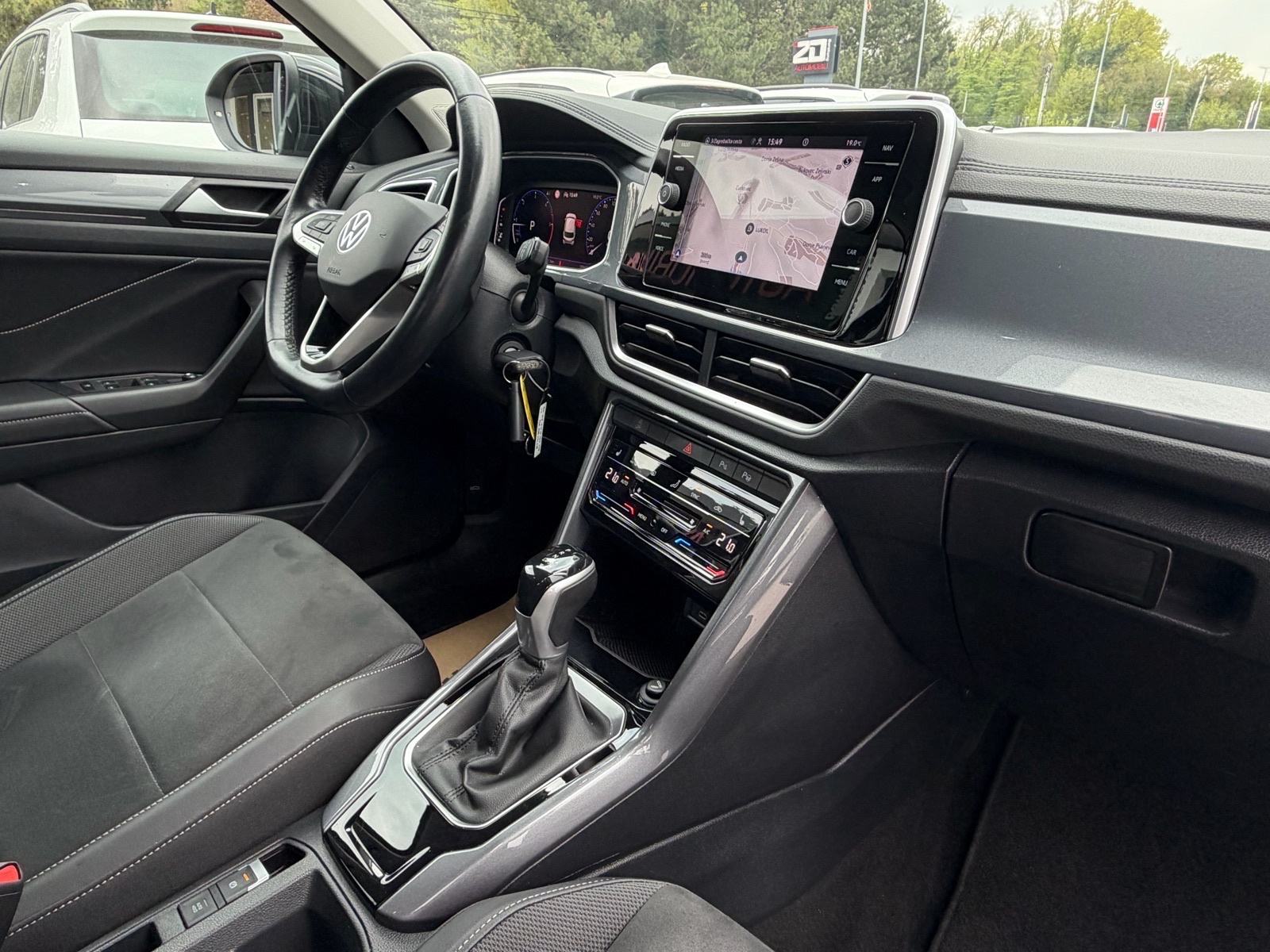 VW T-Roc 2,0 TDI DSG *Novi model* Style *FULL LED* Kamera R17 Servisna, fotografija 18