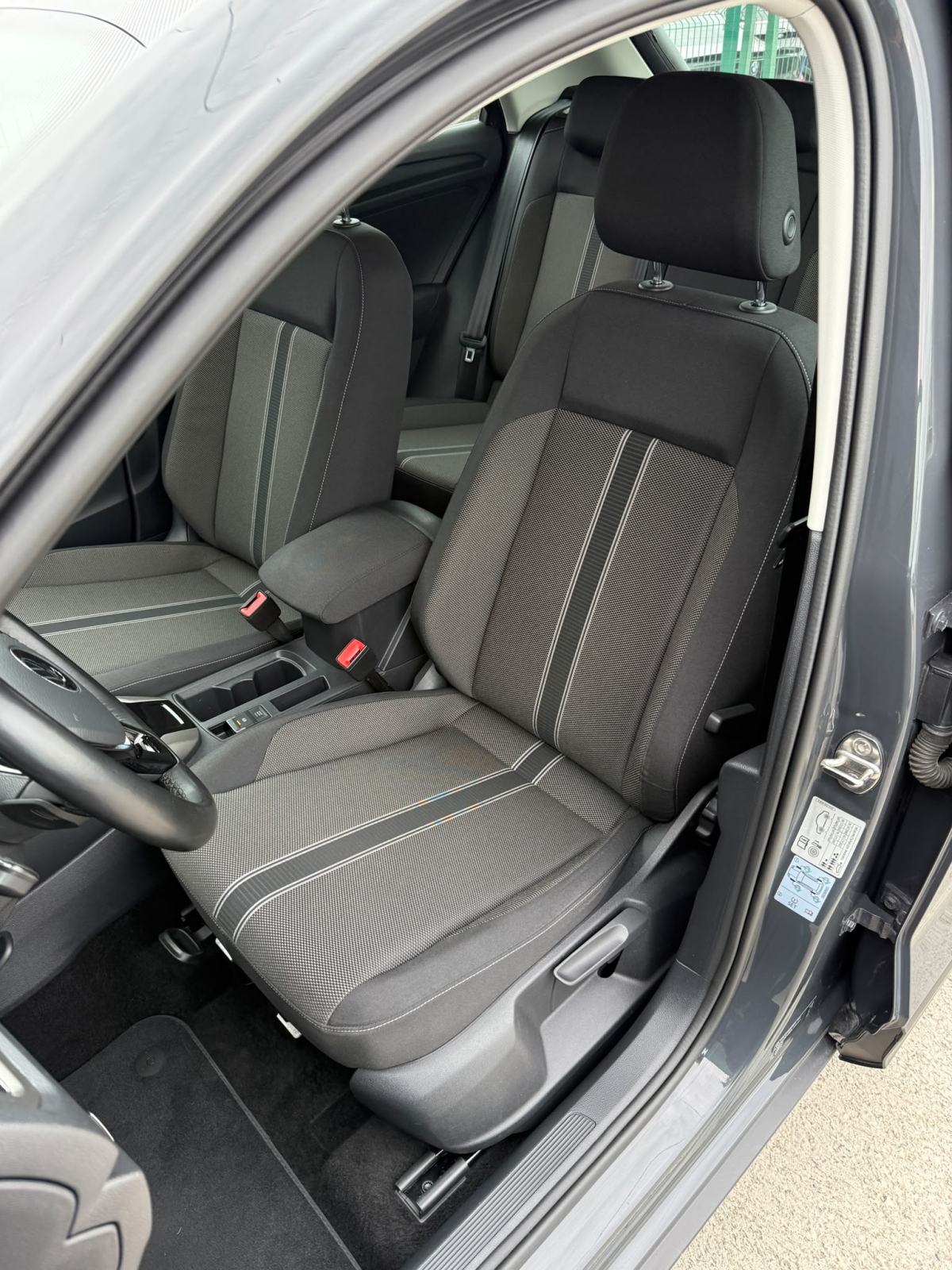 VW T-Roc 2,0 TDI DSG NAVIGACIJA°ADAPTIVNI-TEMPOMAT°LEASING BEZ UČEŠĆA°, fotografija 11
