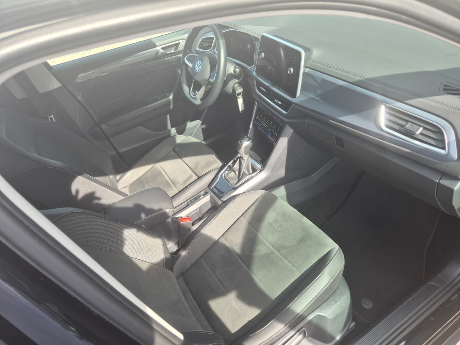 VW T-Roc 2,0 TDI DSG ☆ u PDV-u ☆ GARANCIJA ☆ RATA OD 243€, fotografija 10