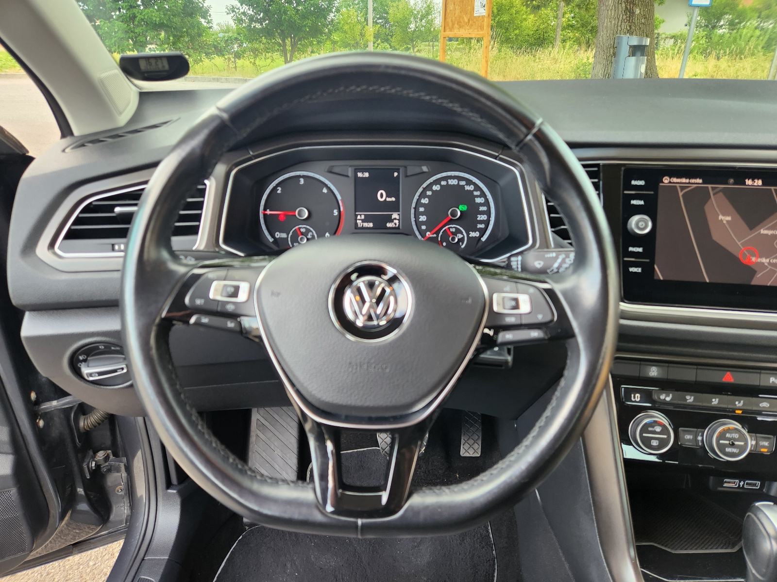 VW T-Roc 2,0 TDI DSG, fotografija 13