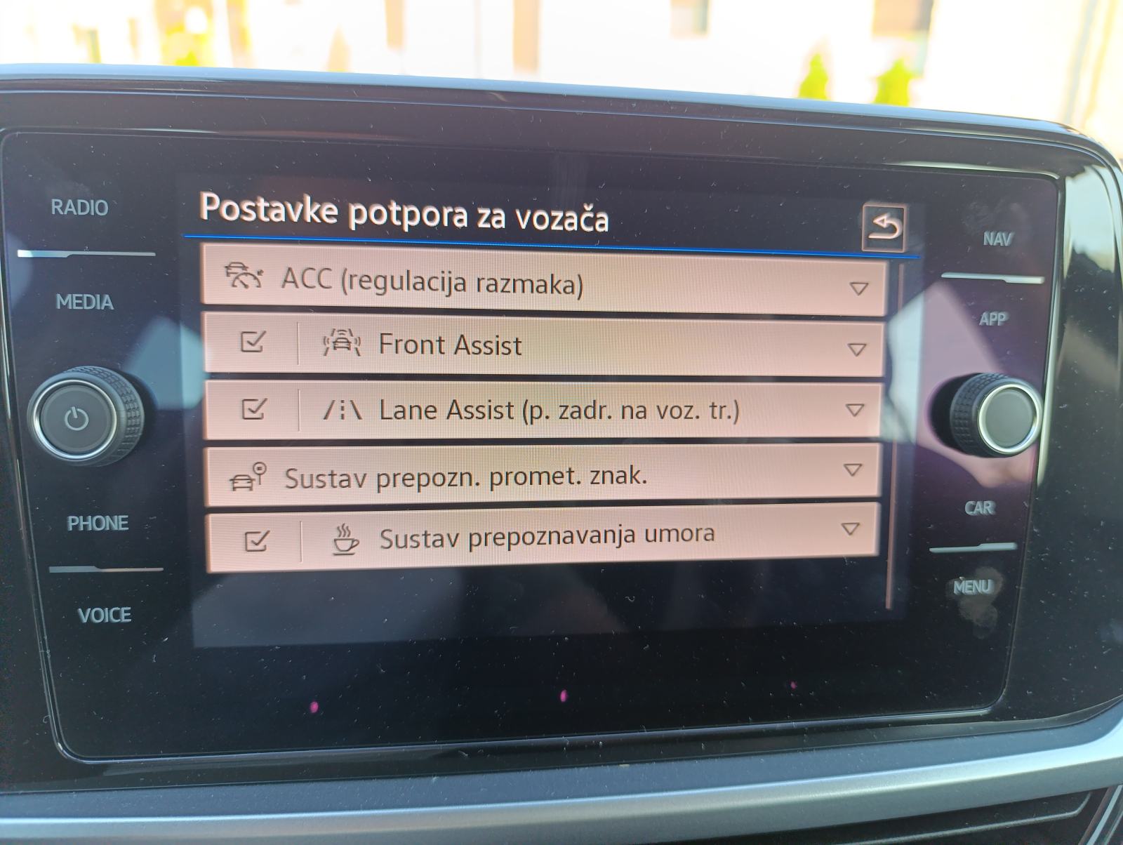 VW T-Roc 2,0 TDI DSG, VIRT, NAVI, KAMERA, IQ LIGHT, F1, KEYLESS,ACC, fotografija 12