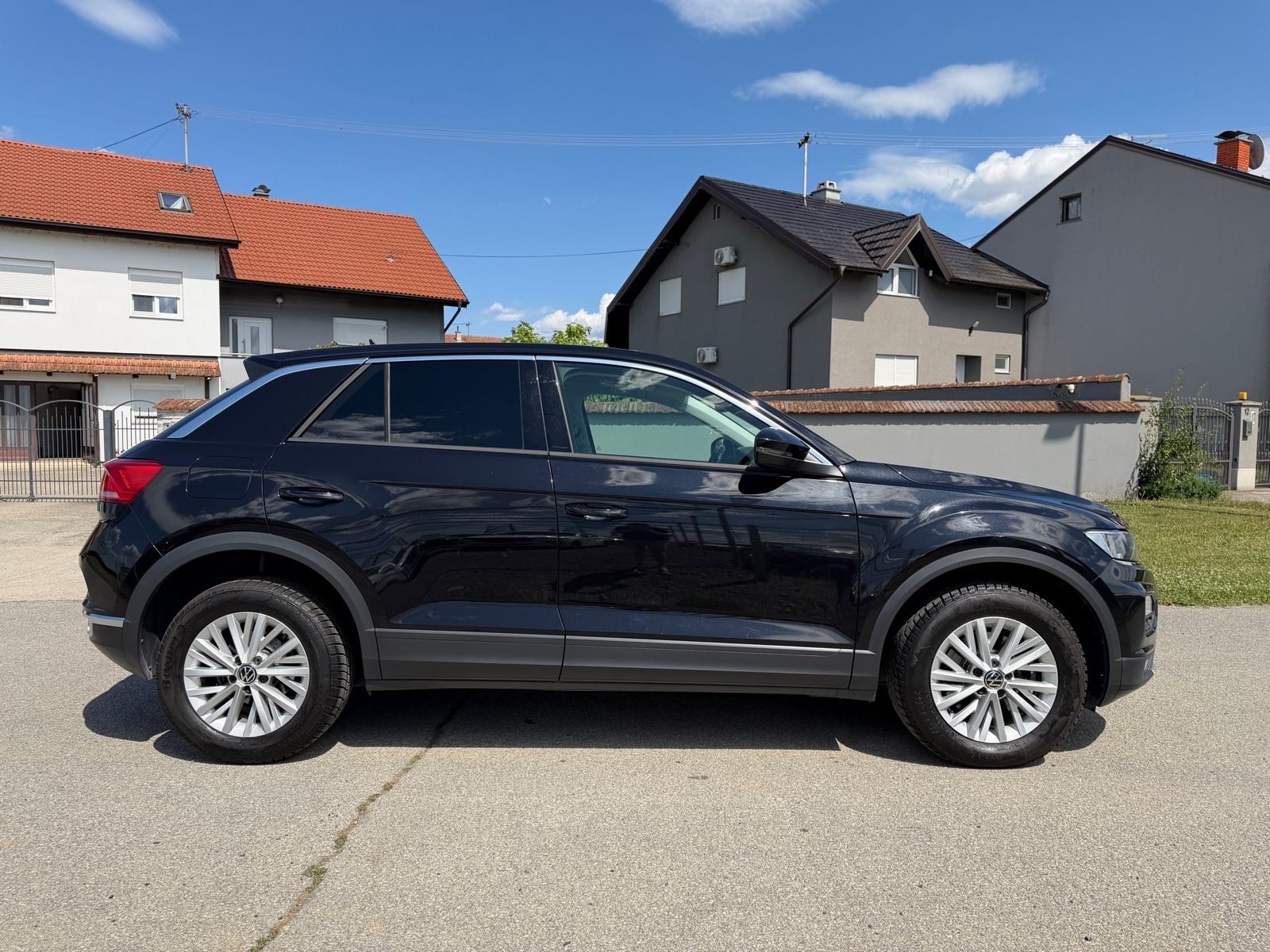 VW T-Roc 2,0 TDI DSG, Virtual, ACC Tempomat, Auto klima, Servisna, fotografija 7