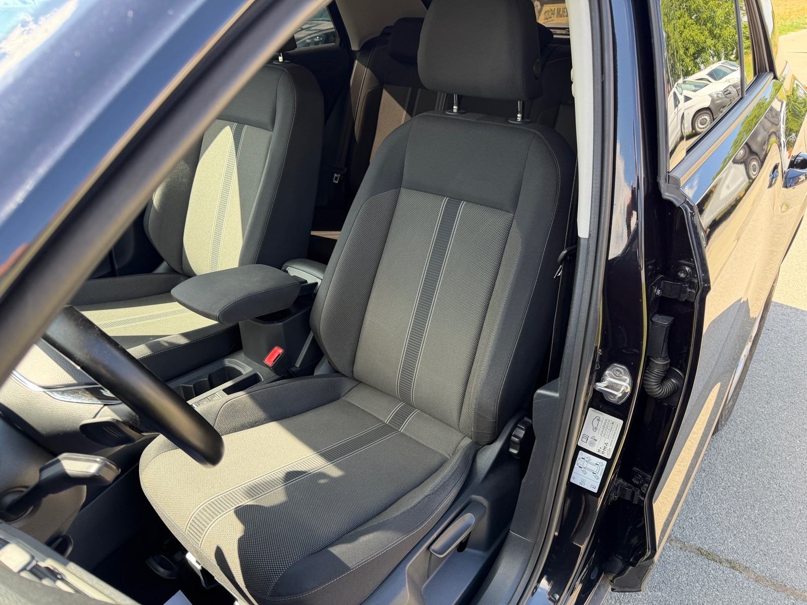 VW T-Roc 2,0 TDI DSG, Virtual, ACC Tempomat, Auto klima, Servisna, fotografija 11